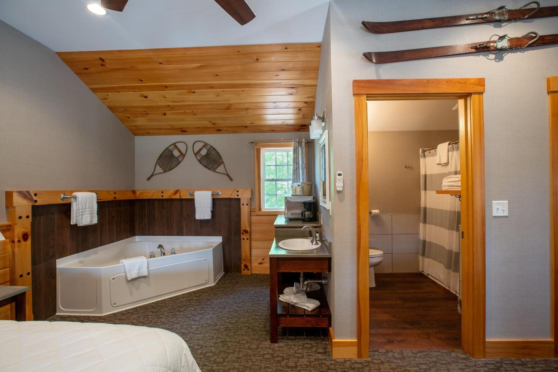 New England Inn & Lodge photo 45