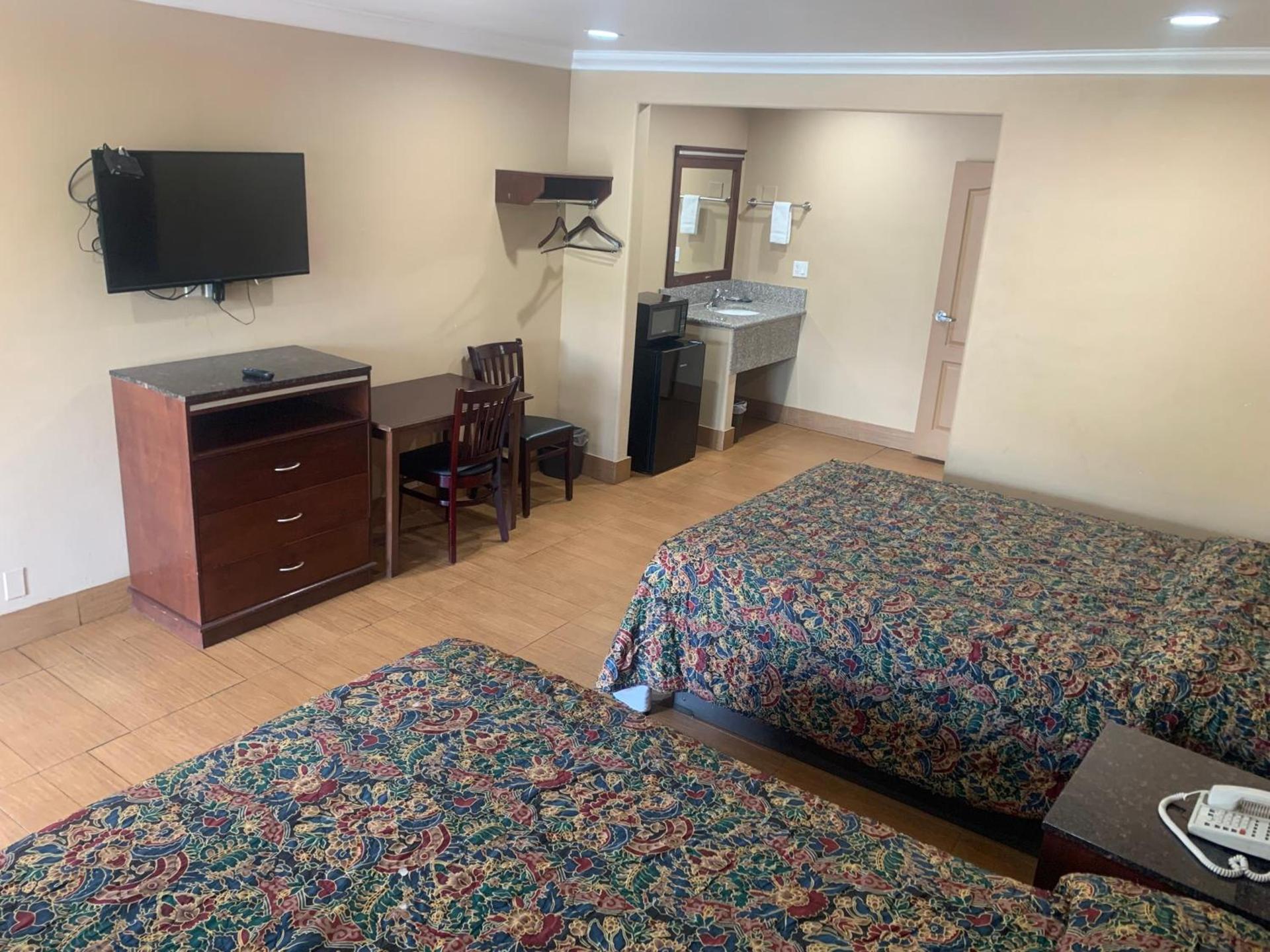 Stardust inn photo 4