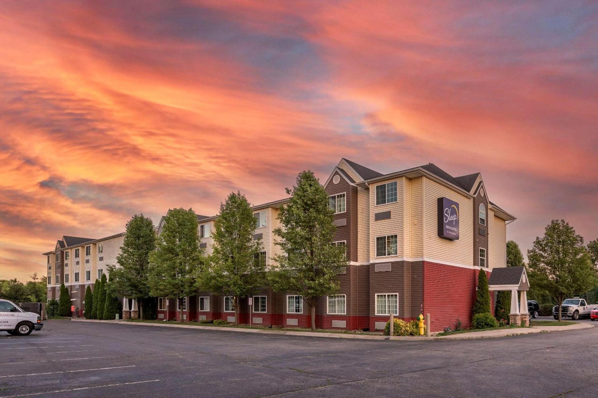 Sleep Inn & Suites Kalamazoo Southwest photo 4