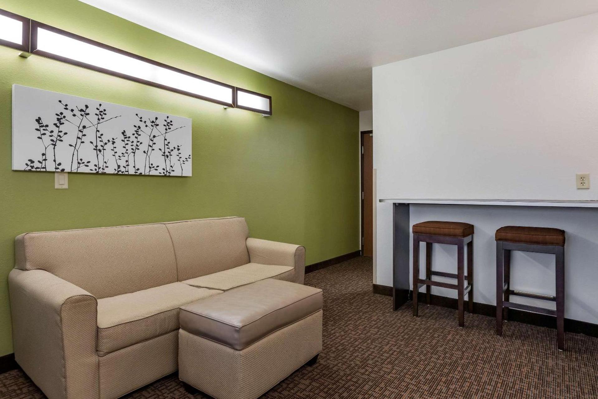 Sleep Inn & Suites Kalamazoo Southwest photo 21