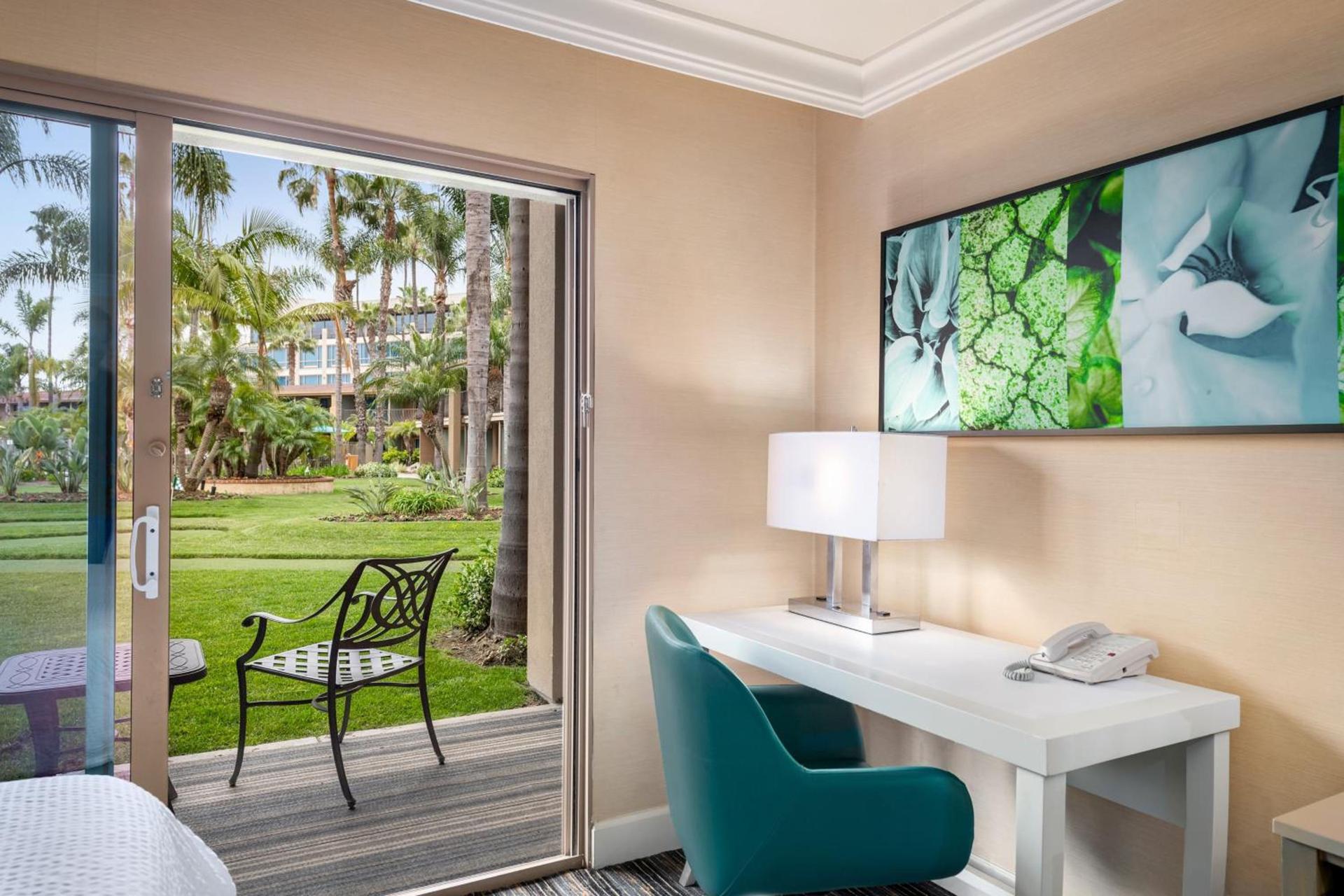 DoubleTree by Hilton San Diego Bayside photo 59