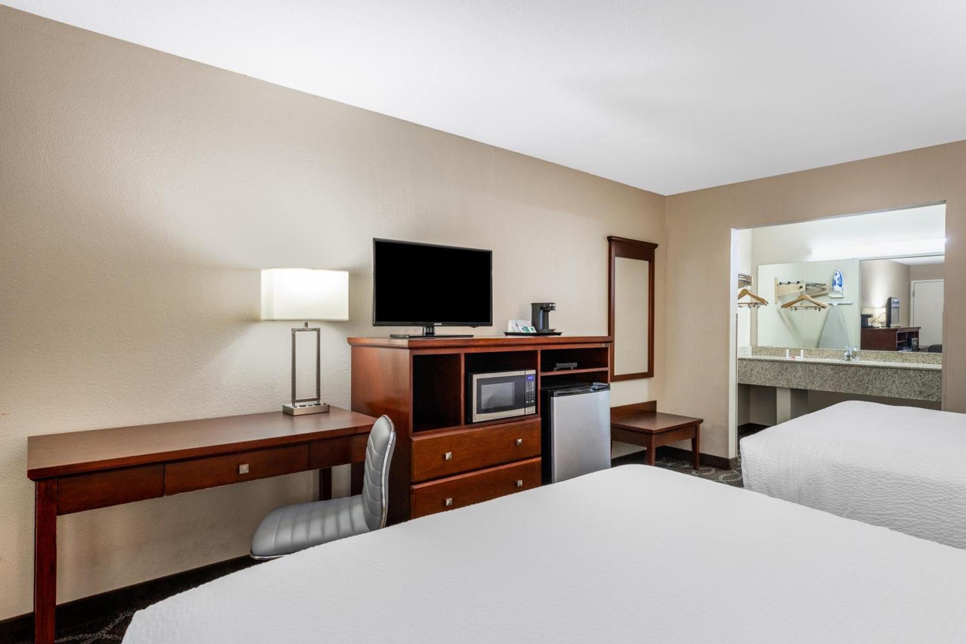 Days Inn by Wyndham St. Robert Waynesville/Ft. Leonard Wood photo 8