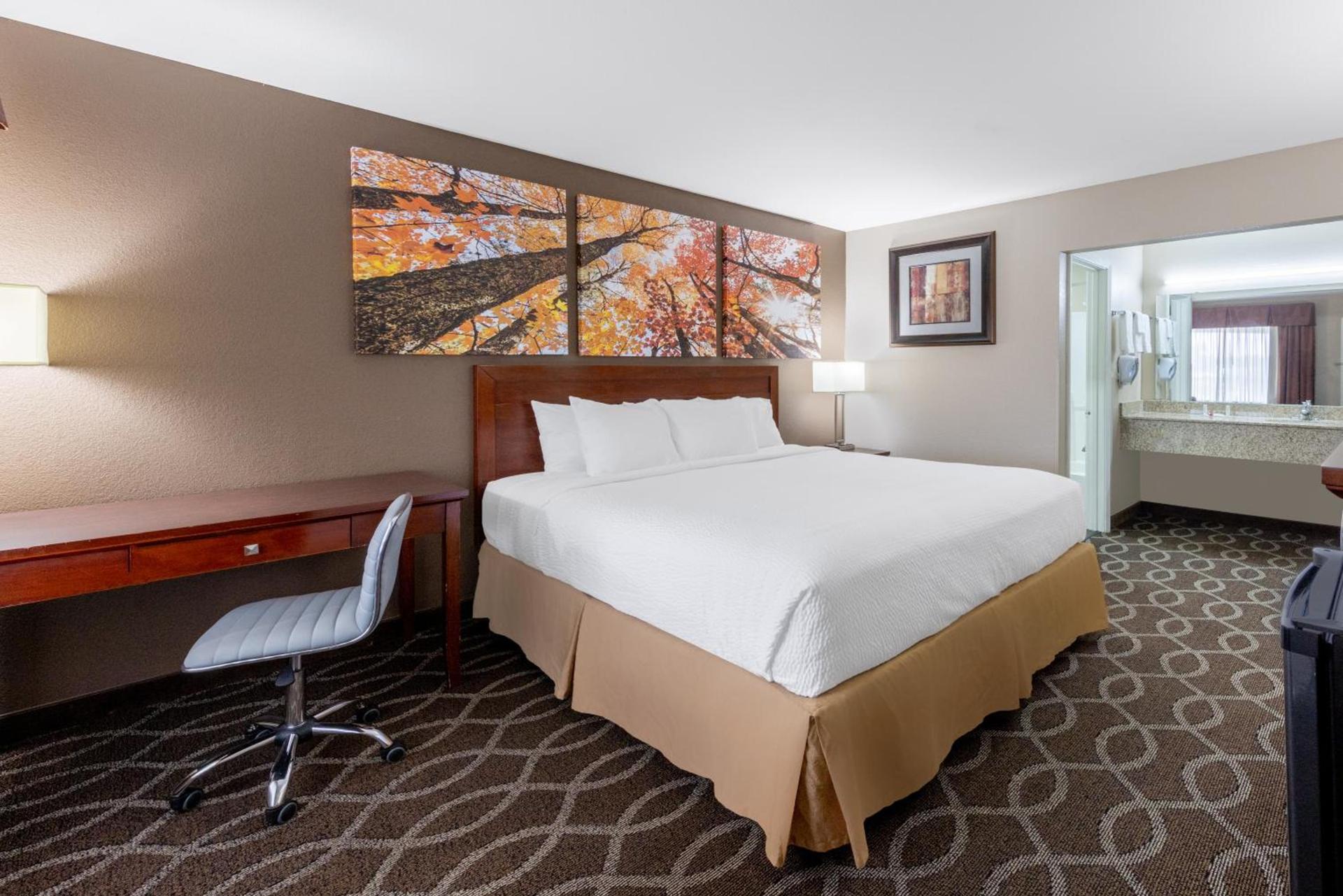 Days Inn by Wyndham St. Robert Waynesville/Ft. Leonard Wood photo 17