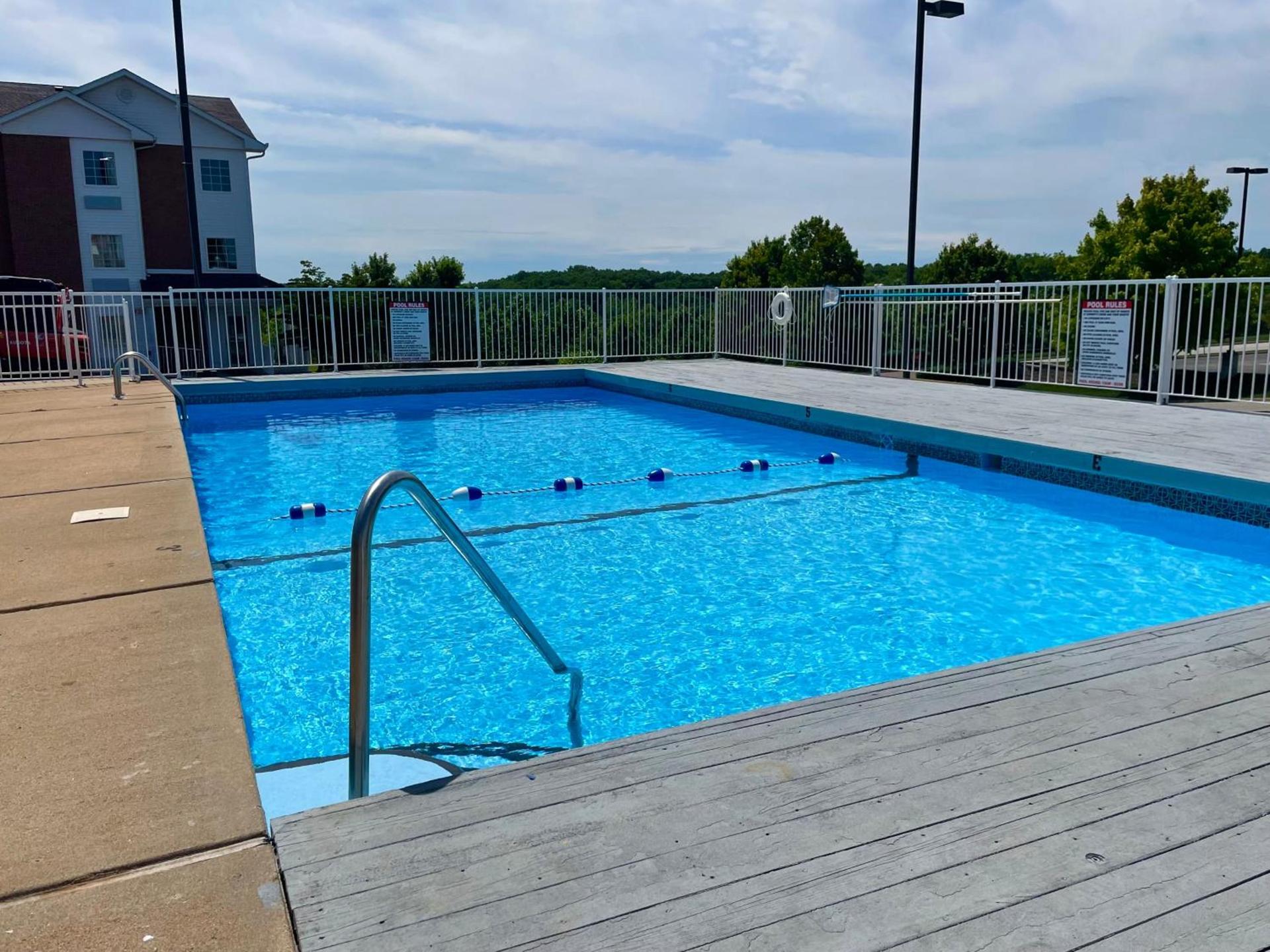 Schmidt's Creek Hotel photo 5