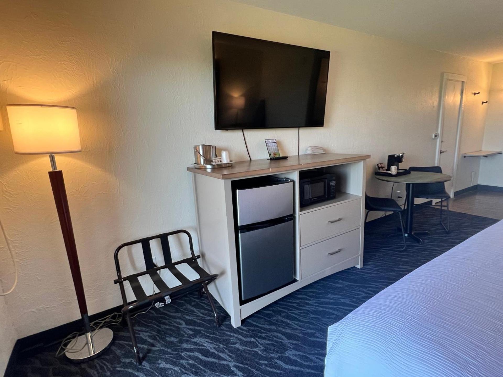 The Beach Haus - Traverse City photo 41