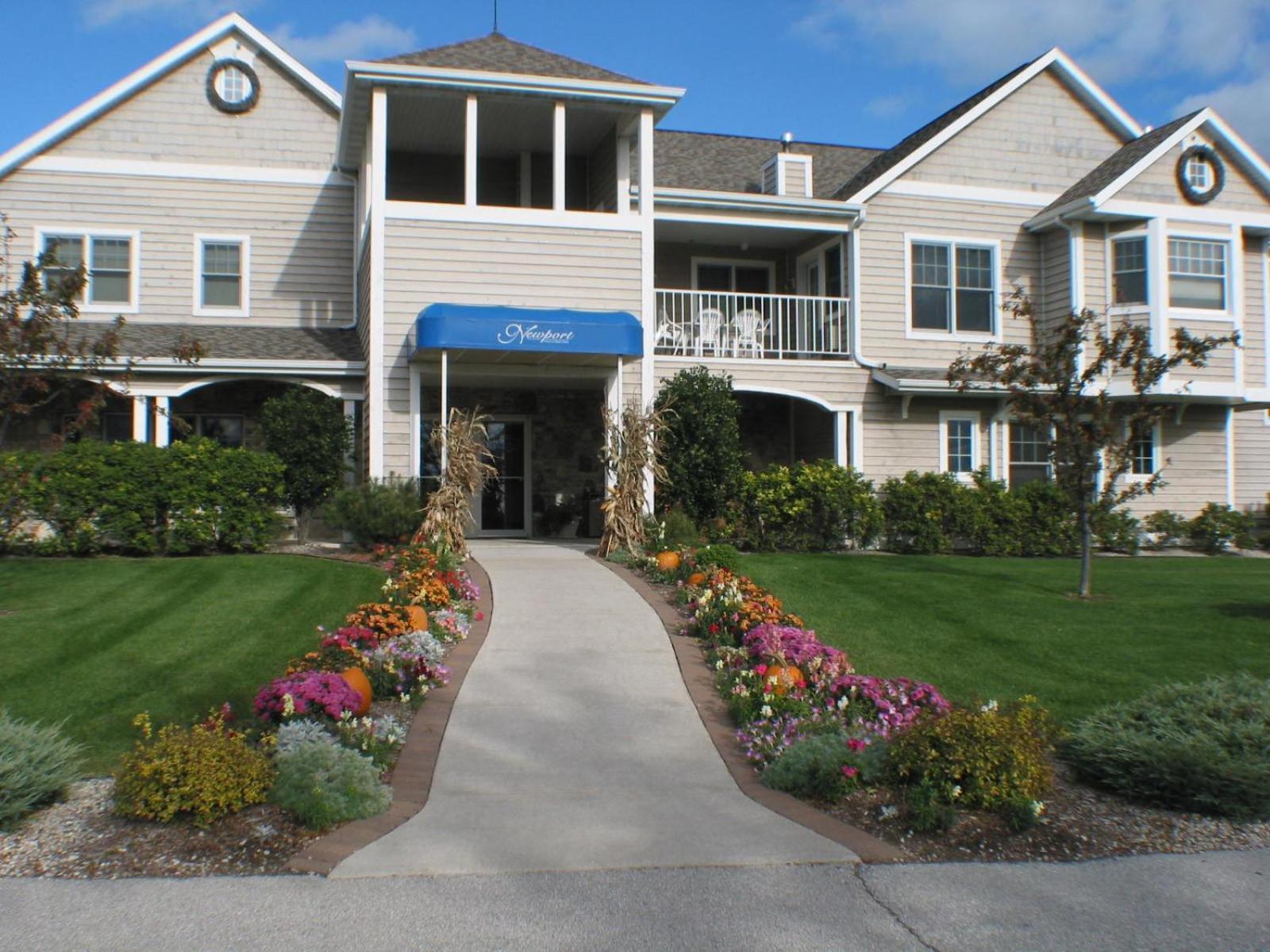Newport Resort photo 52