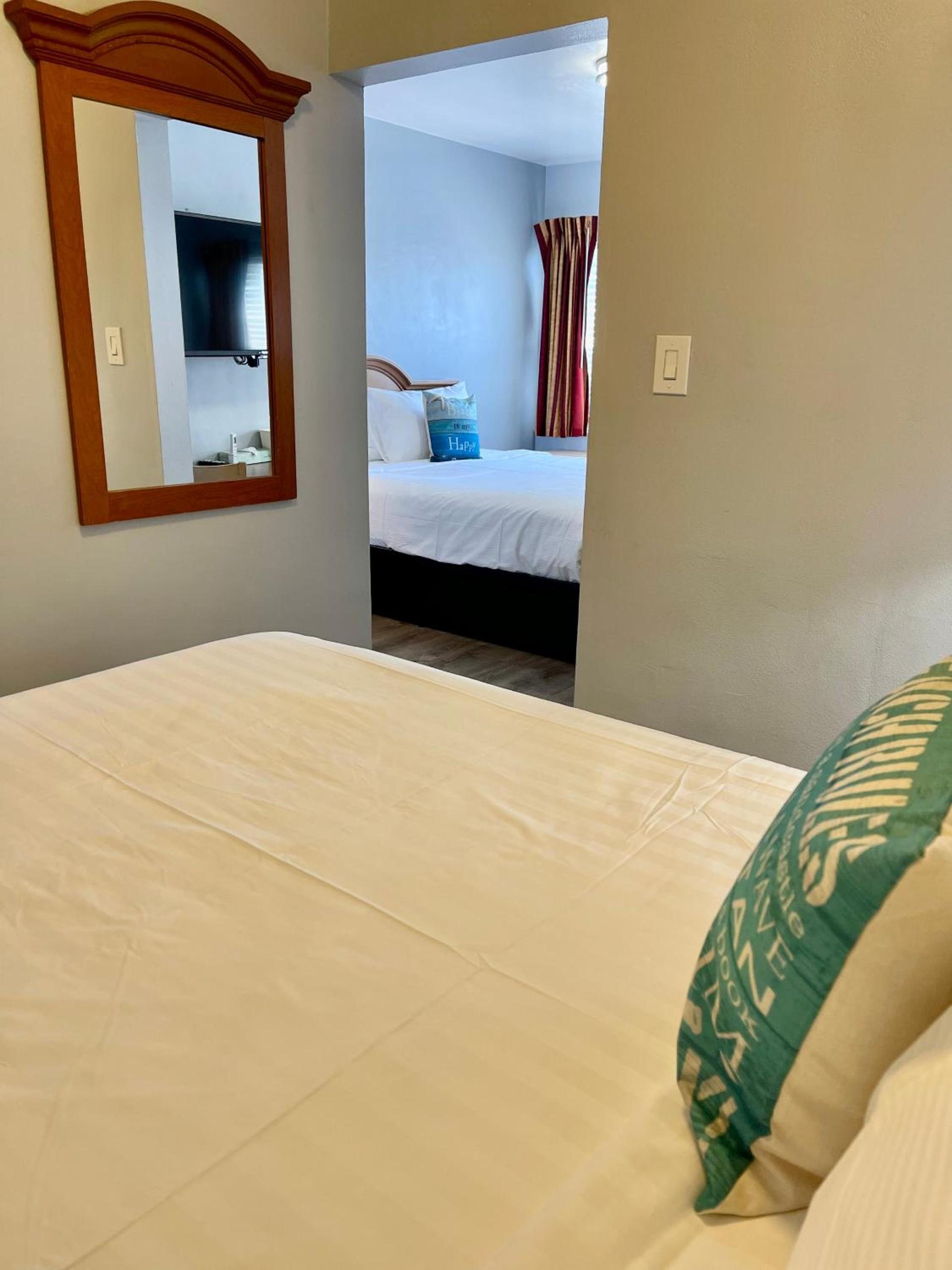 The Palomar Inn photo 42