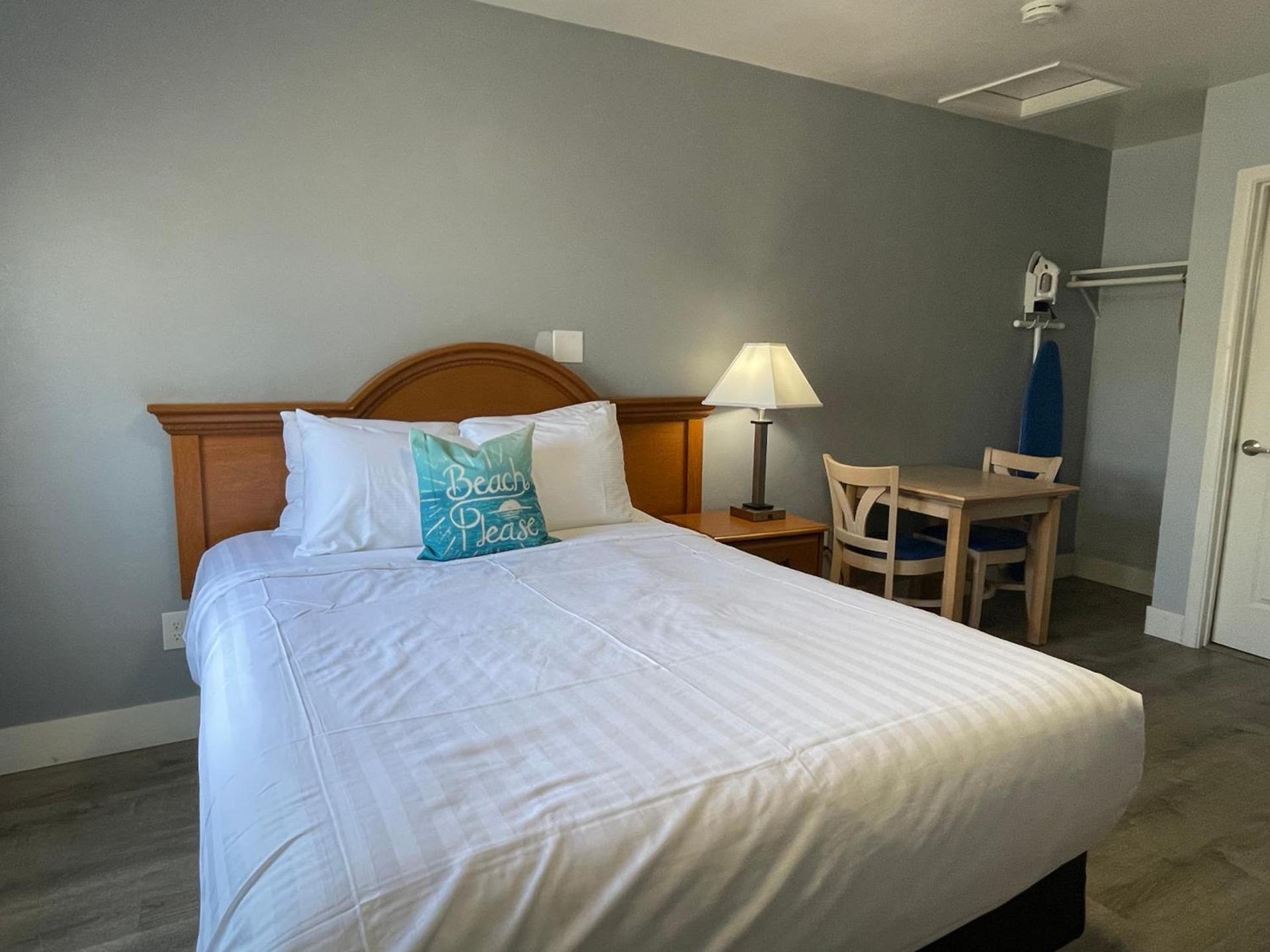 The Palomar Inn photo 36