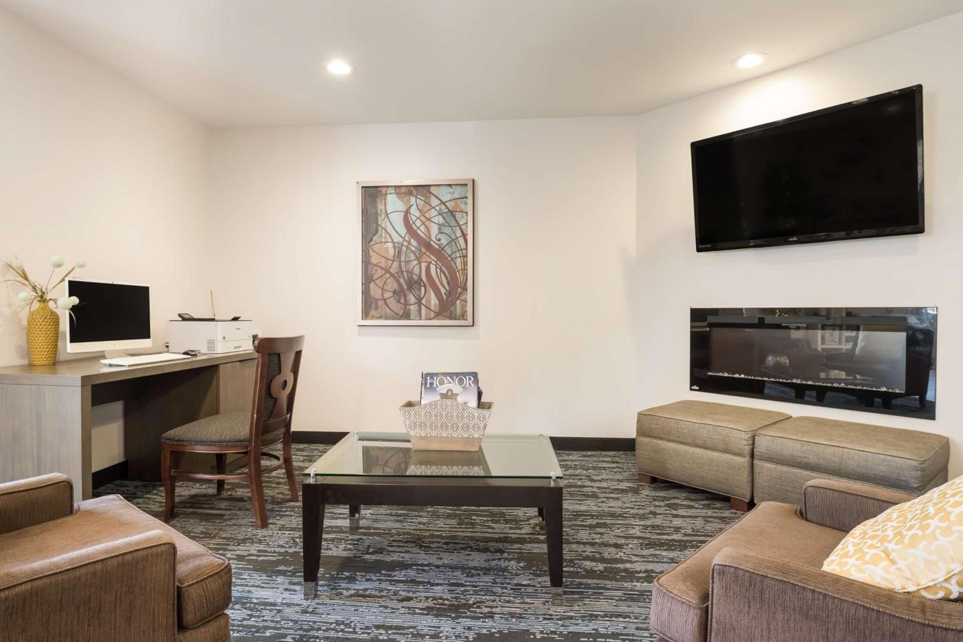 SureStay Hotel by Best Western Thomson photo 5