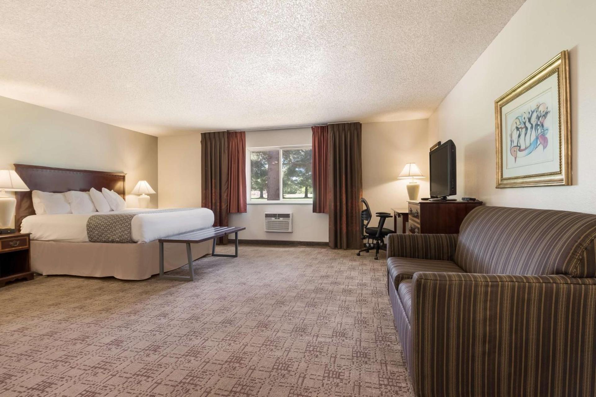 SureStay Hotel by Best Western Thomson photo 11