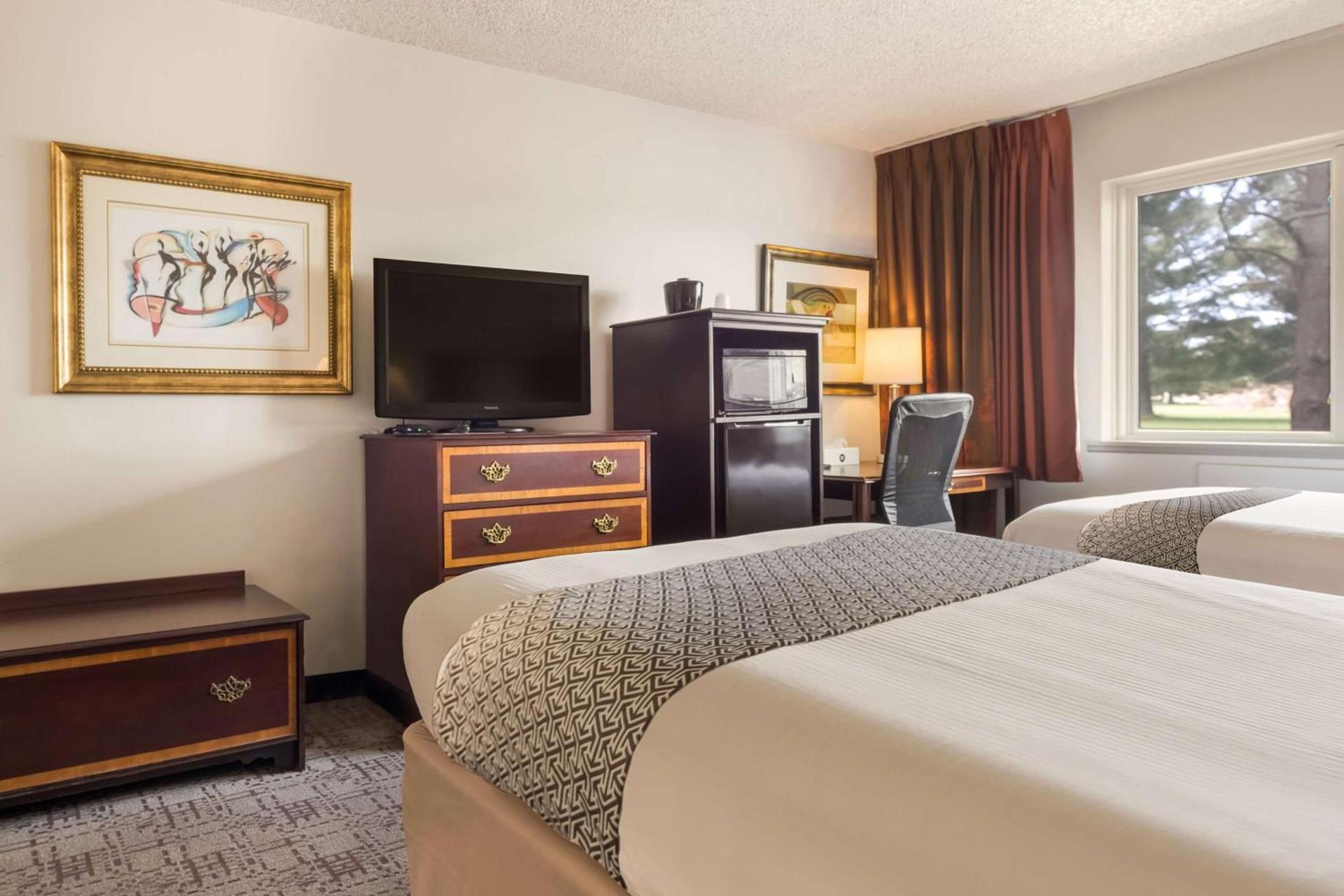 SureStay Hotel by Best Western Thomson photo 23