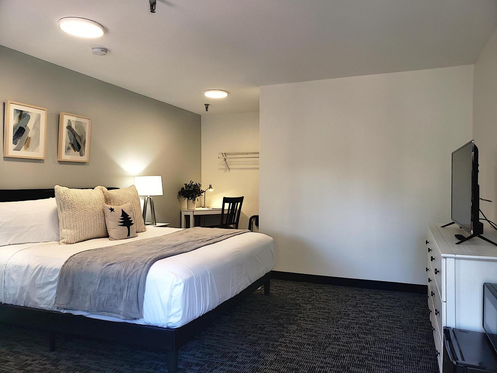Main Street Motel photo 12