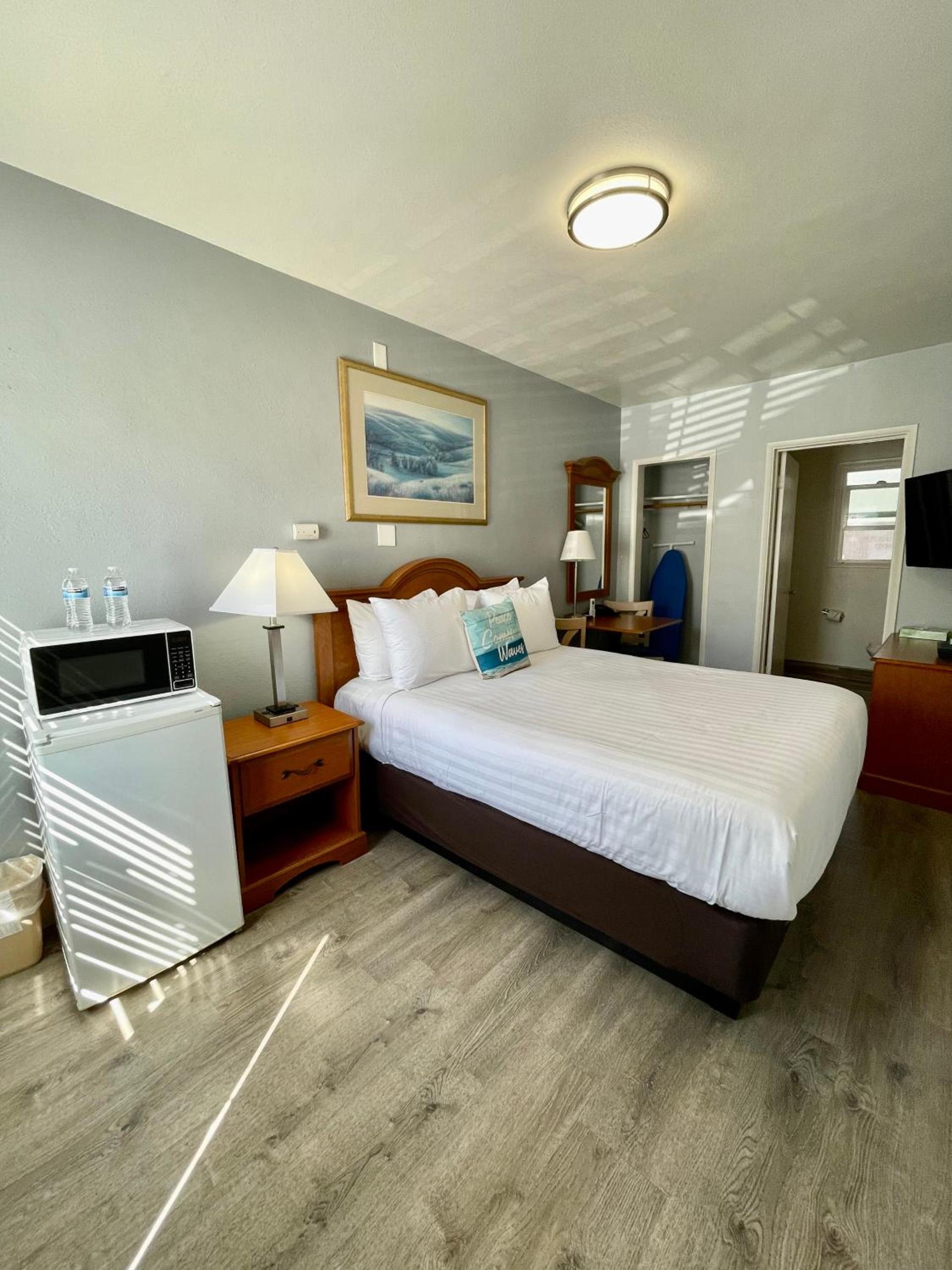 The Palomar Inn photo 18