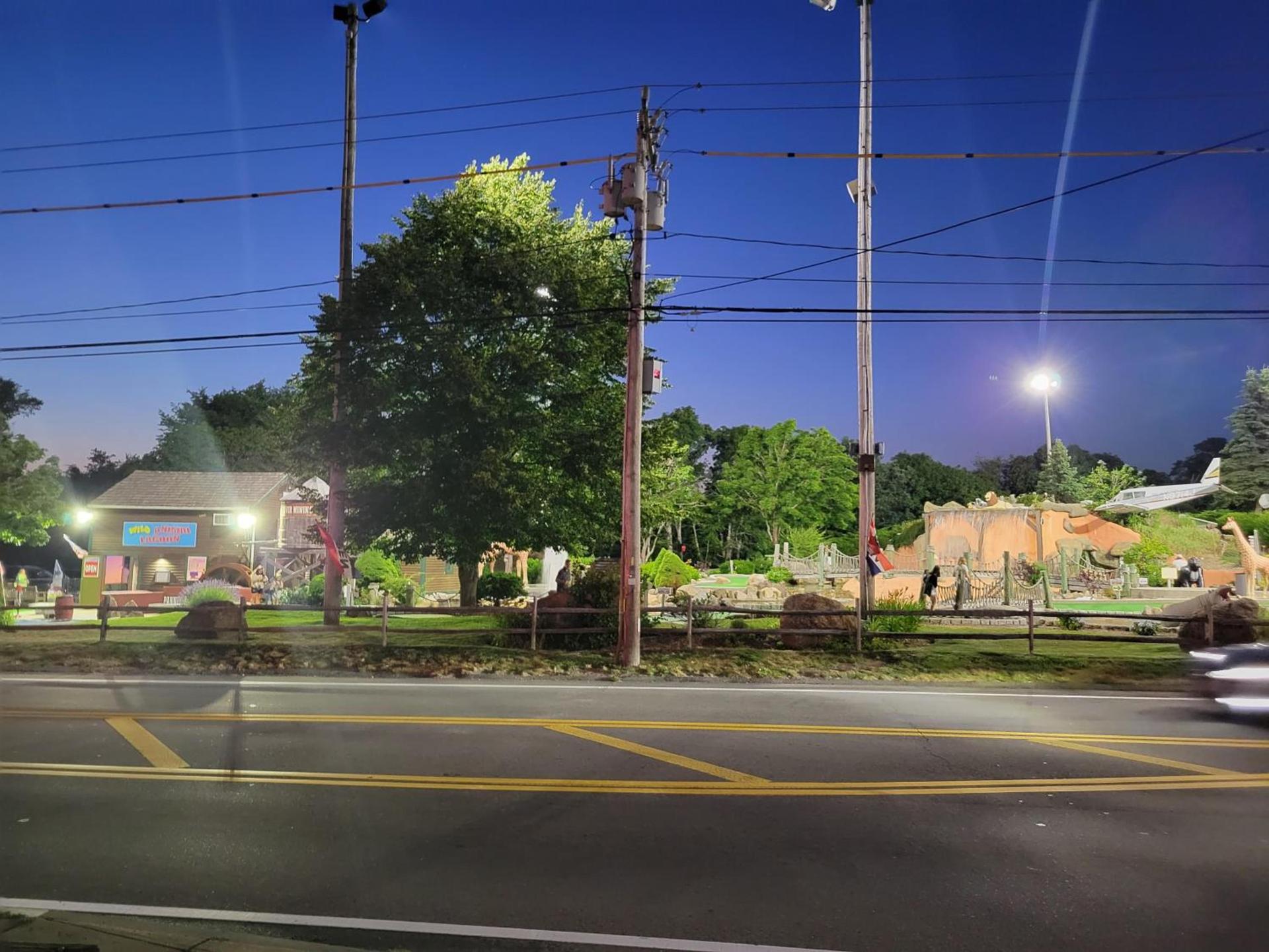 Days Inn by Wyndham - Cape Cod photo 20