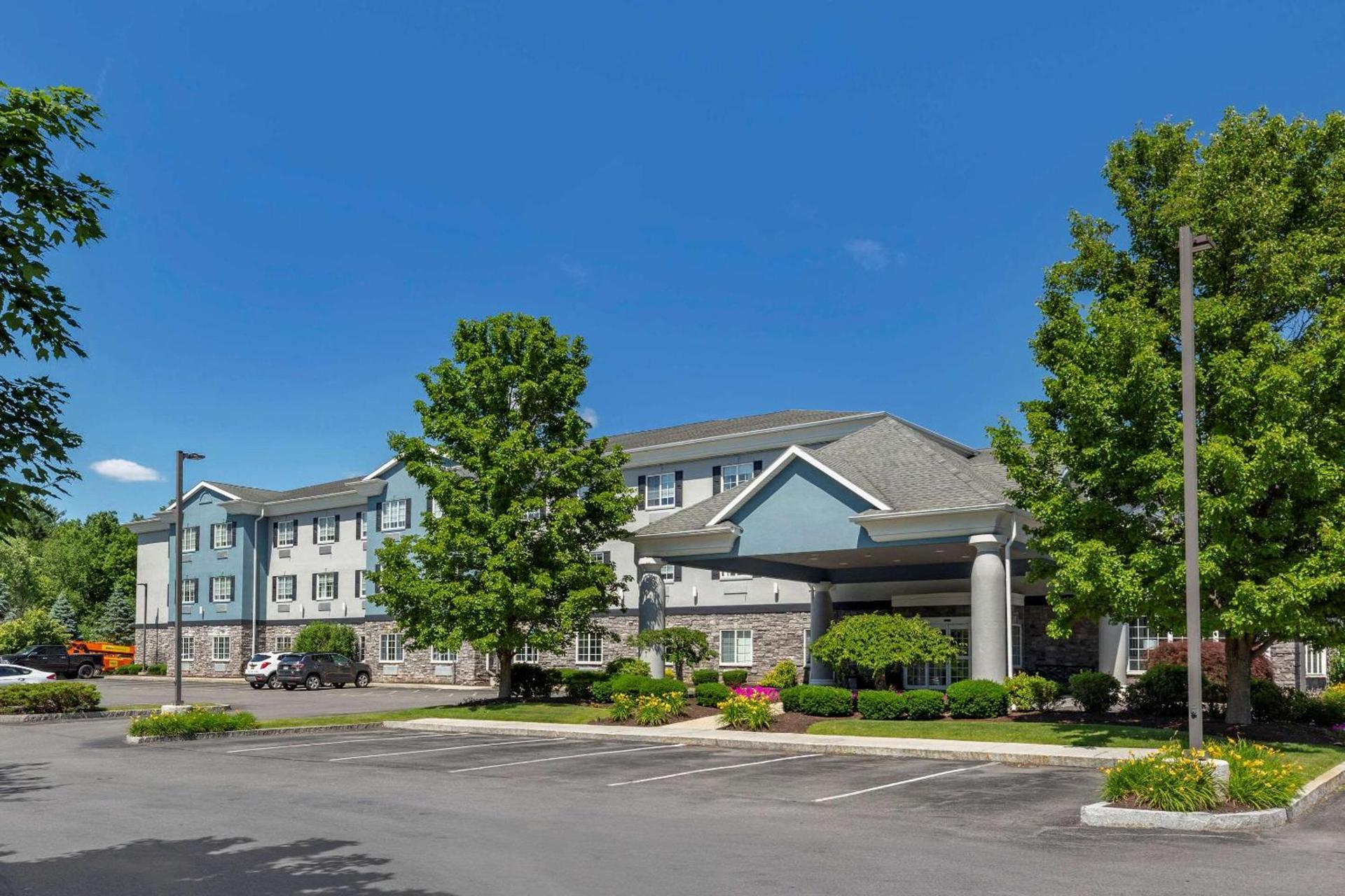 Comfort Inn & Suites East Greenbush - Albany — hotel in East Greenbush