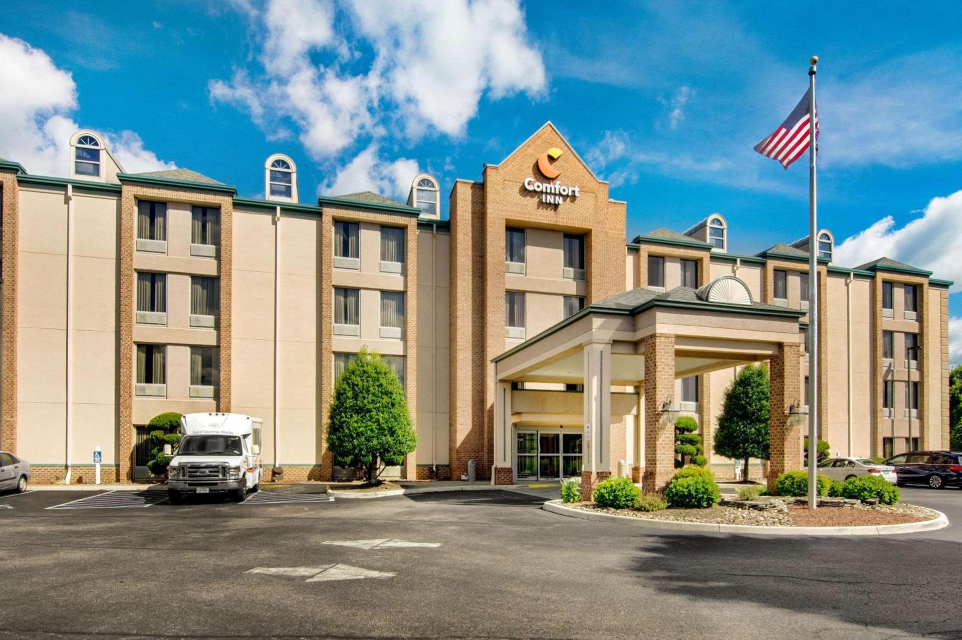 Comfort Inn Airport photo 2