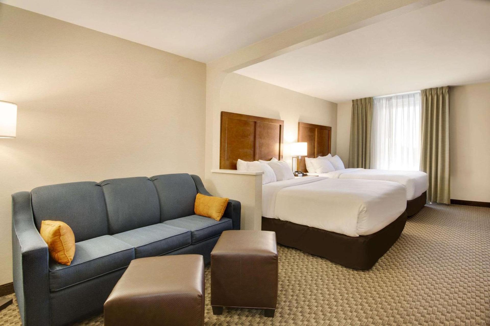 Comfort Inn Airport photo 24