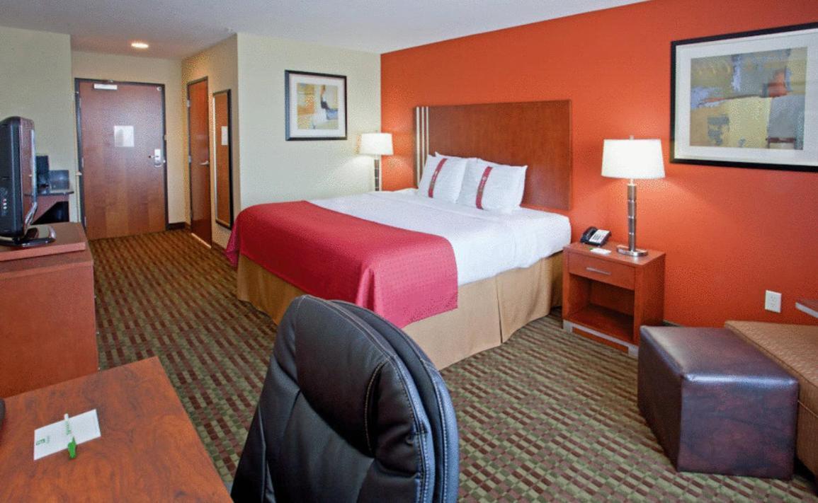 Holiday Inn Austin North by IHG photo 3