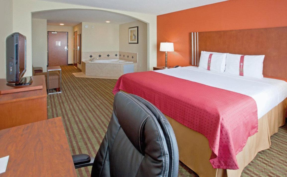 Holiday Inn Austin North by IHG photo 17