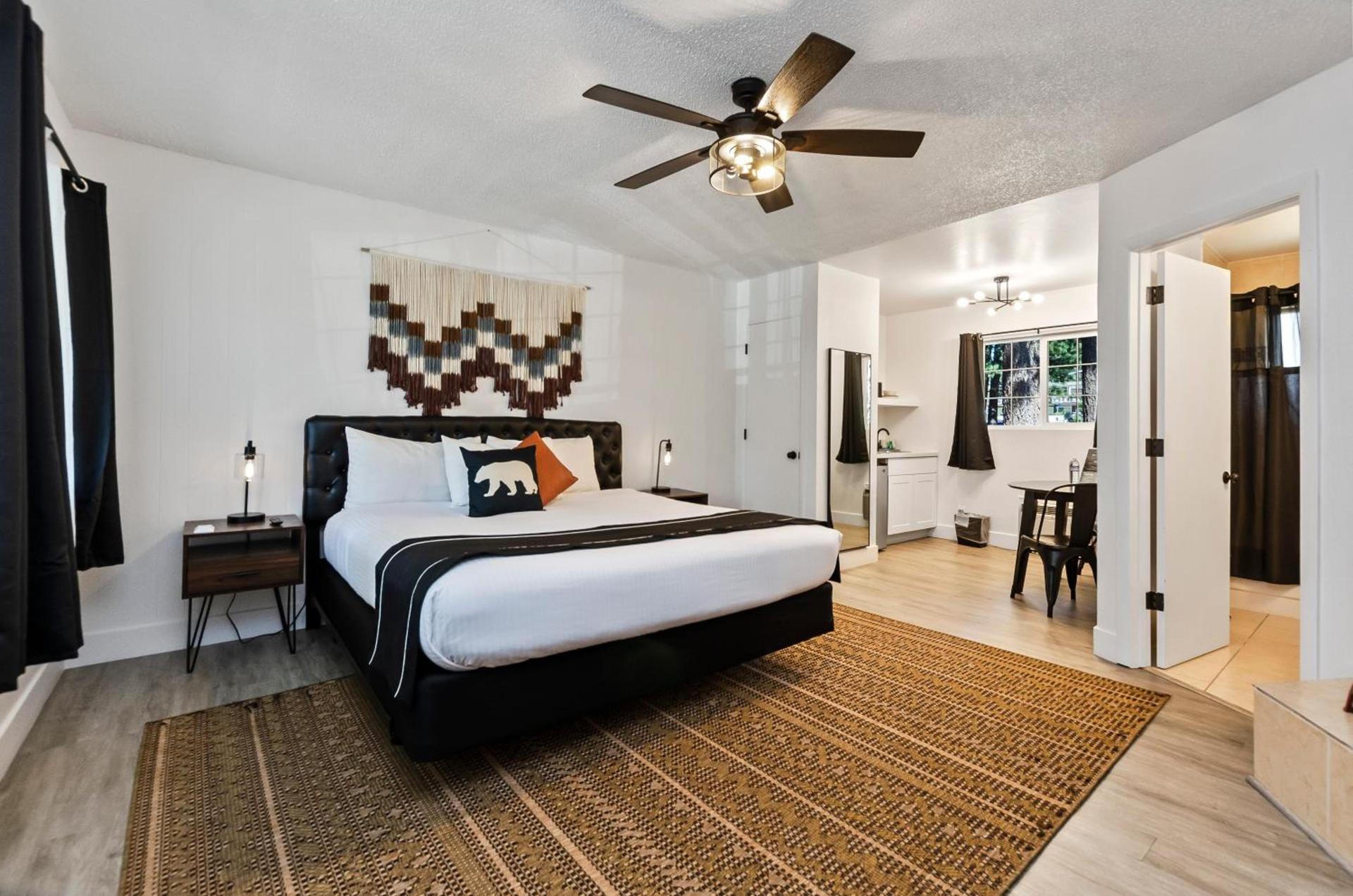 The Jeffrey Hotel photo 37