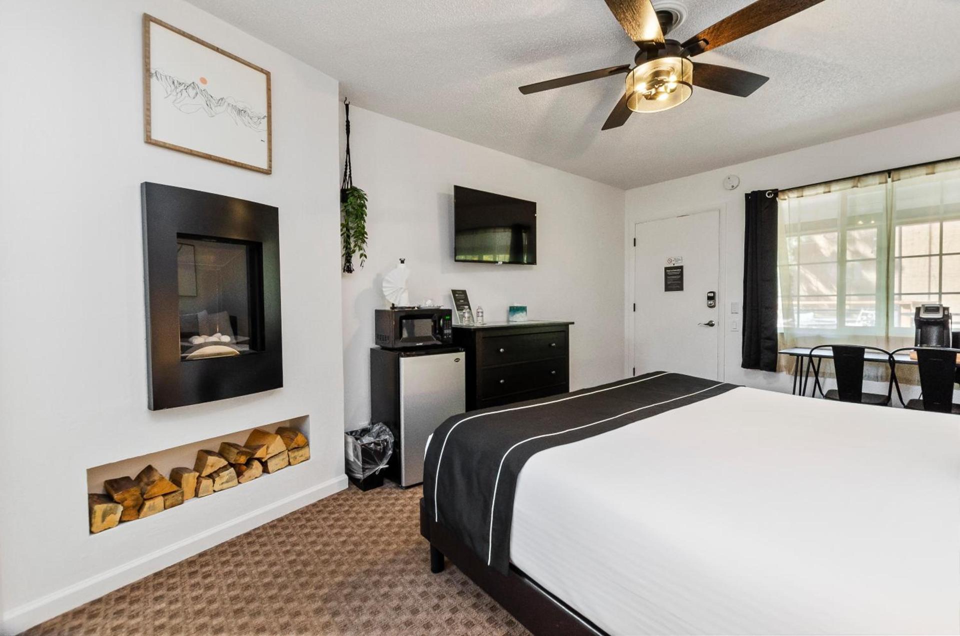 The Jeffrey Hotel photo 69