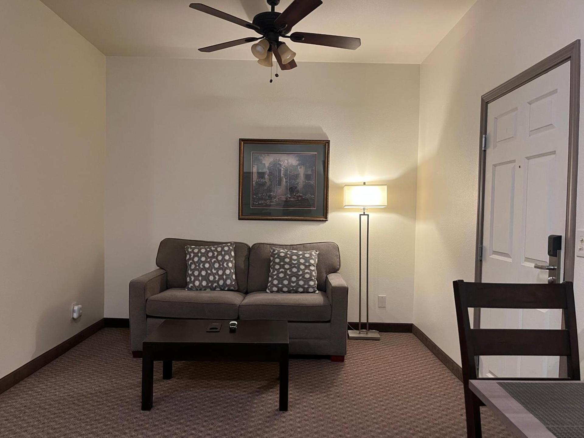 Sunrise Inn photo 91