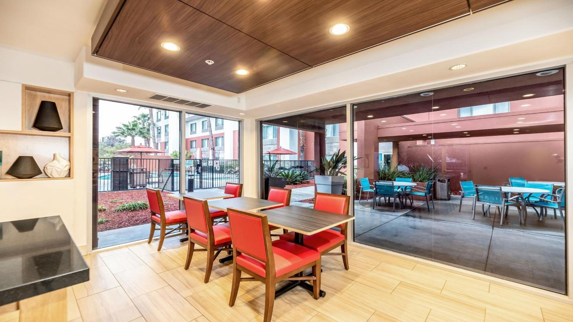 Holiday Inn Express Fremont - Milpitas Central by IHG photo 99