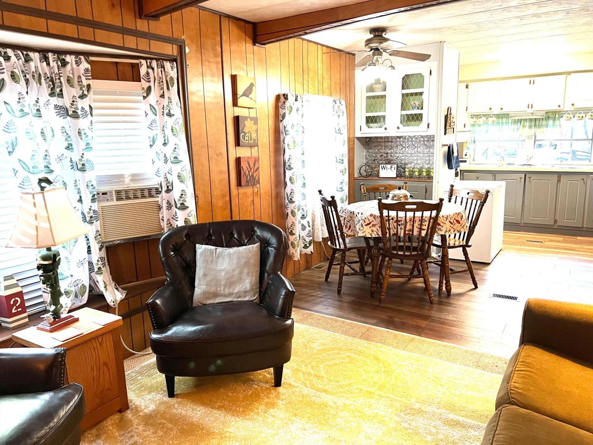 White Caps Motel and RV Park photo 32