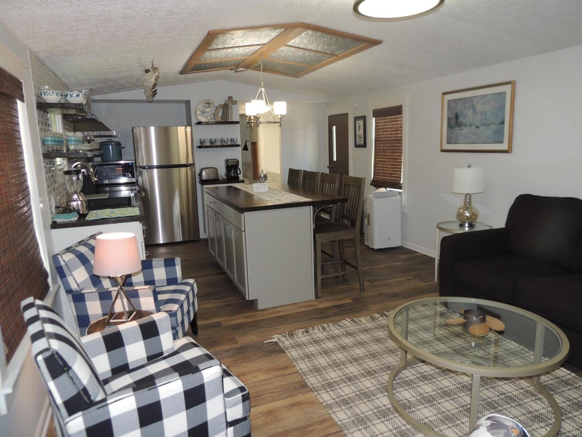 White Caps Motel and RV Park photo 24