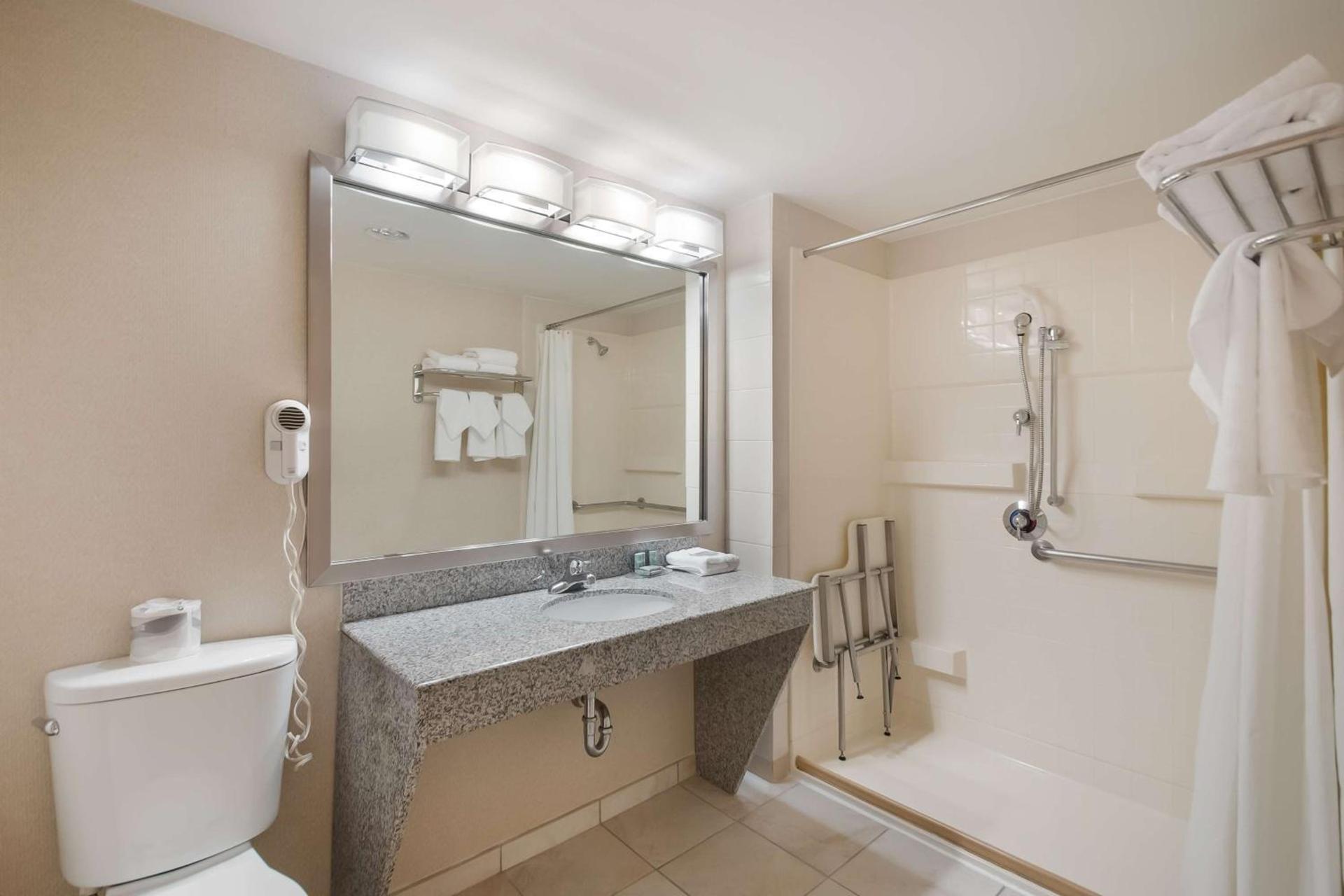 Best Western Manassas photo 21