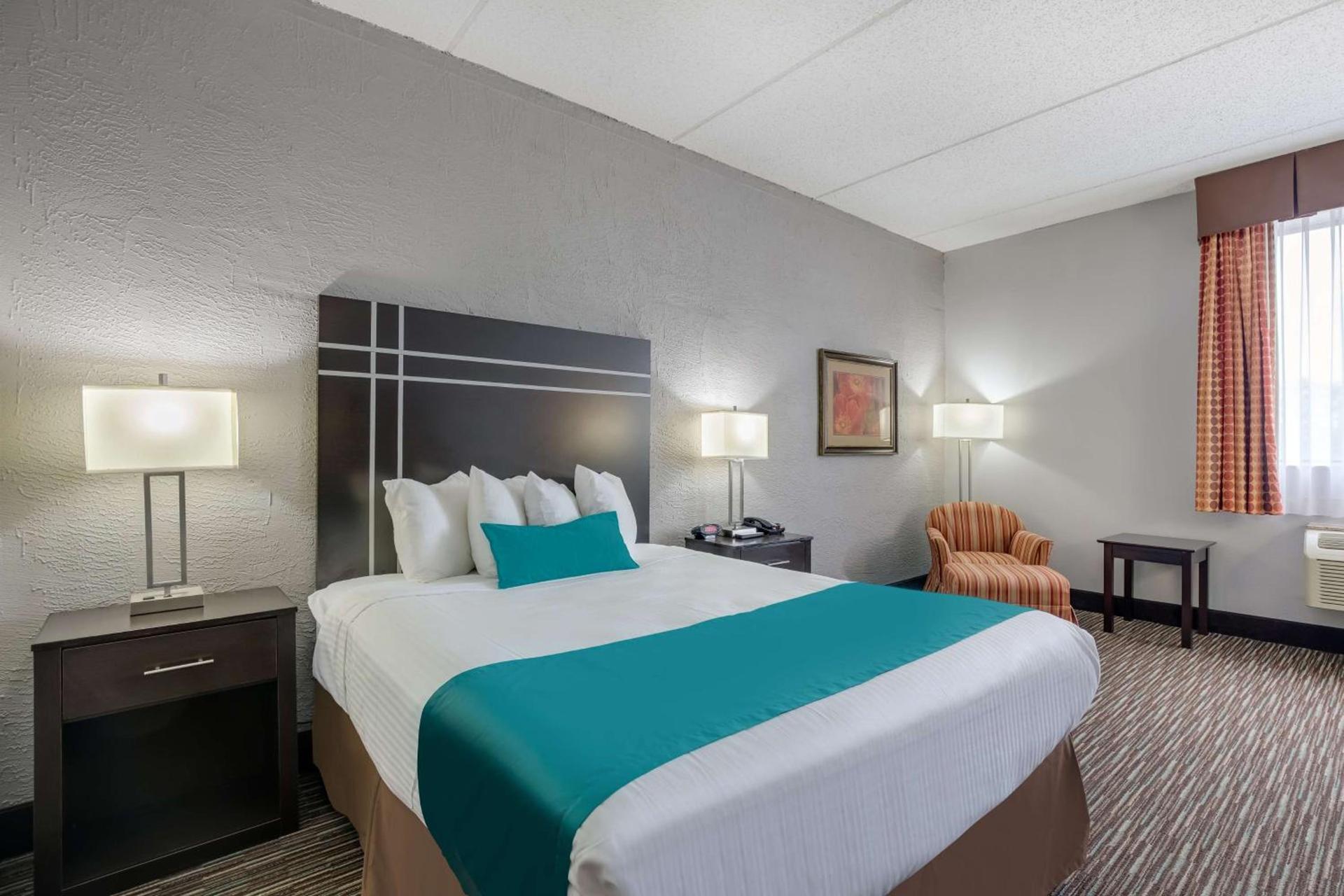 Best Western Waukesha Grand photo 26