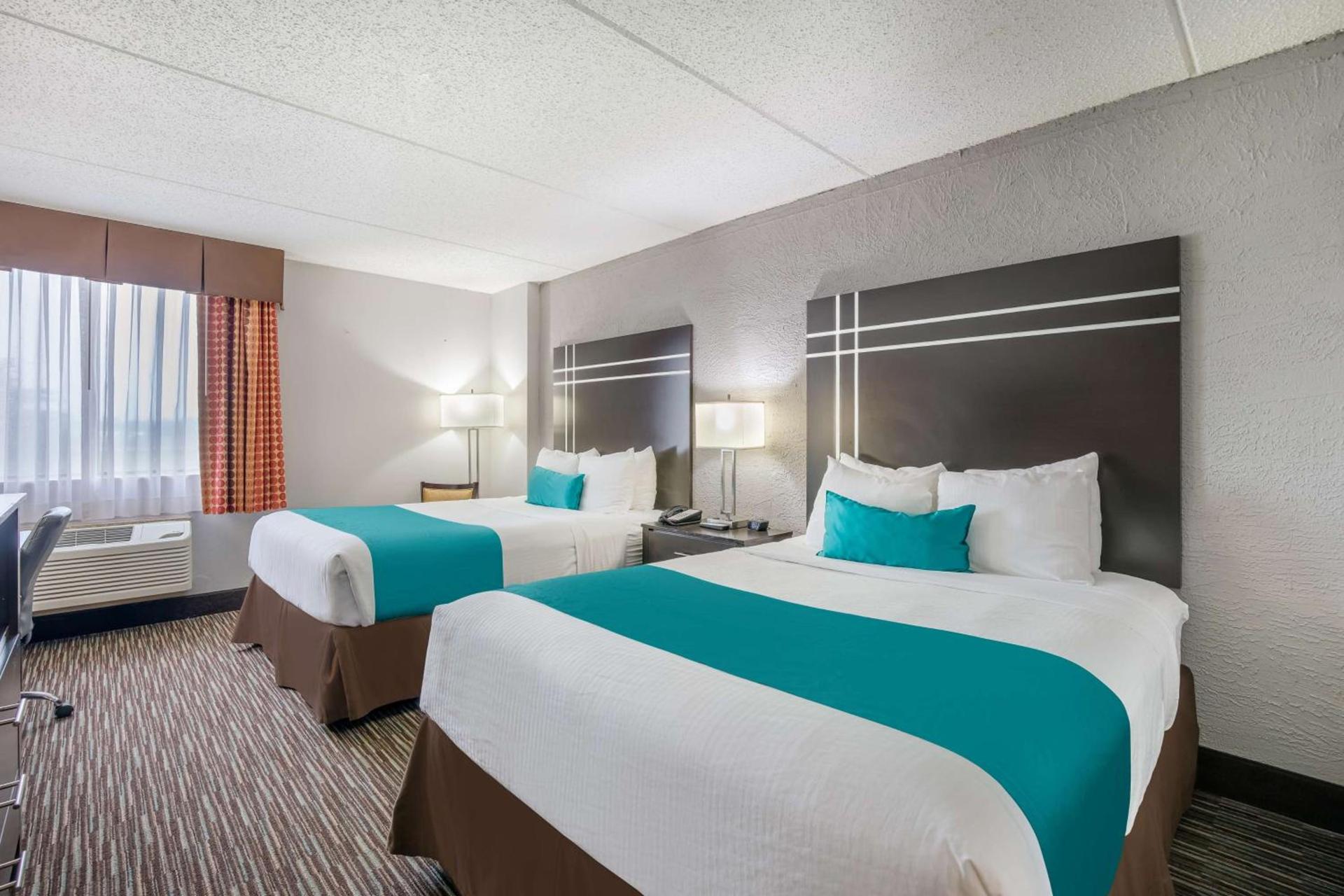 Best Western Waukesha Grand photo 14