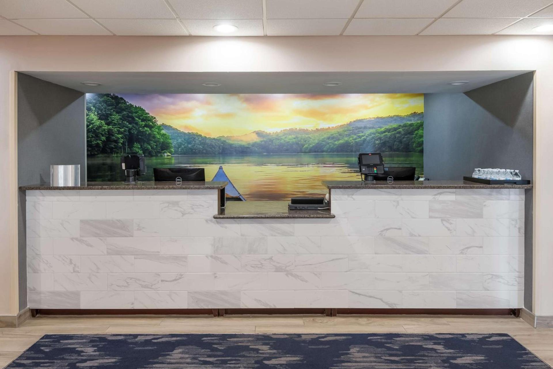 Best Western Batesville photo 2