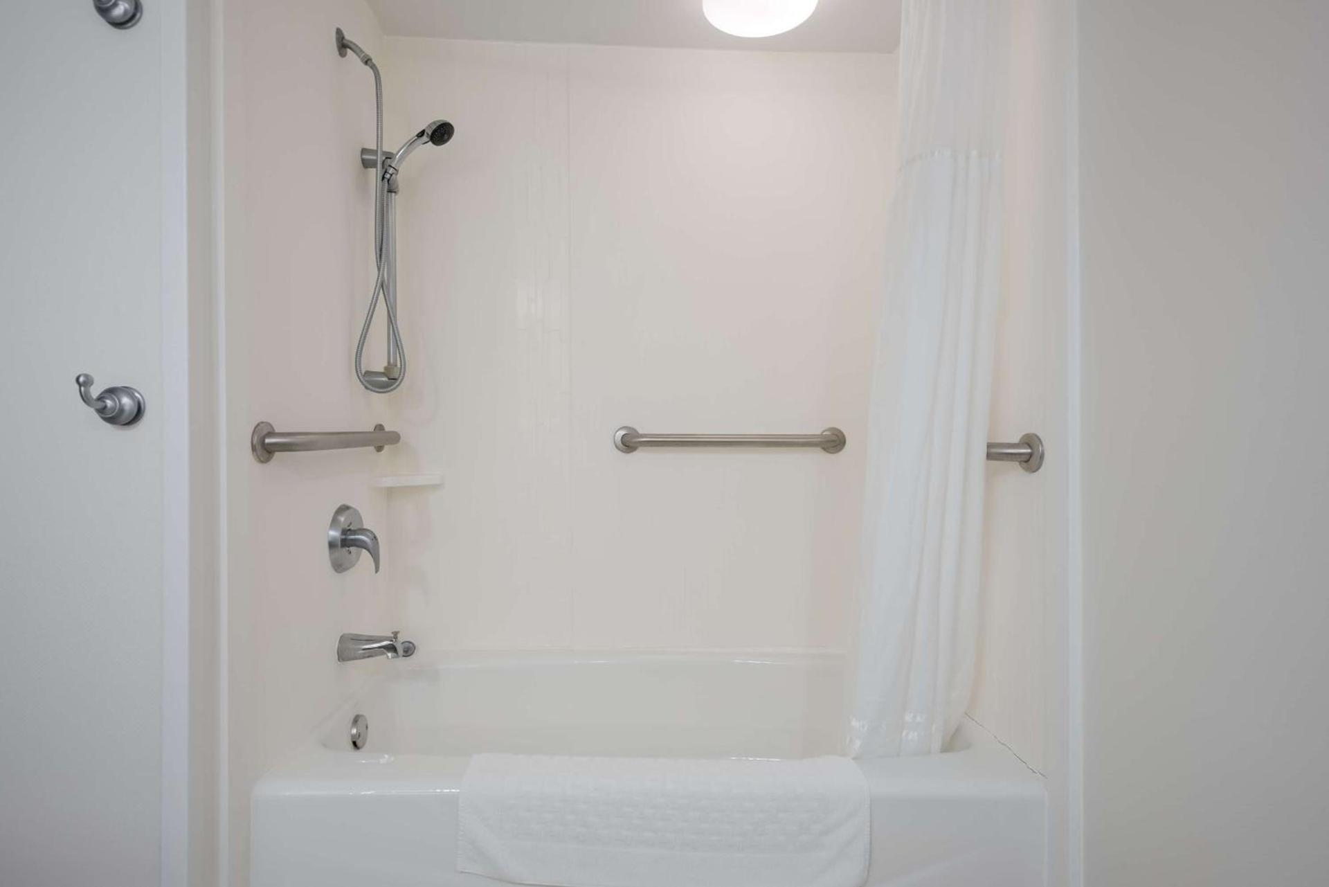 Best Western Batesville photo 24