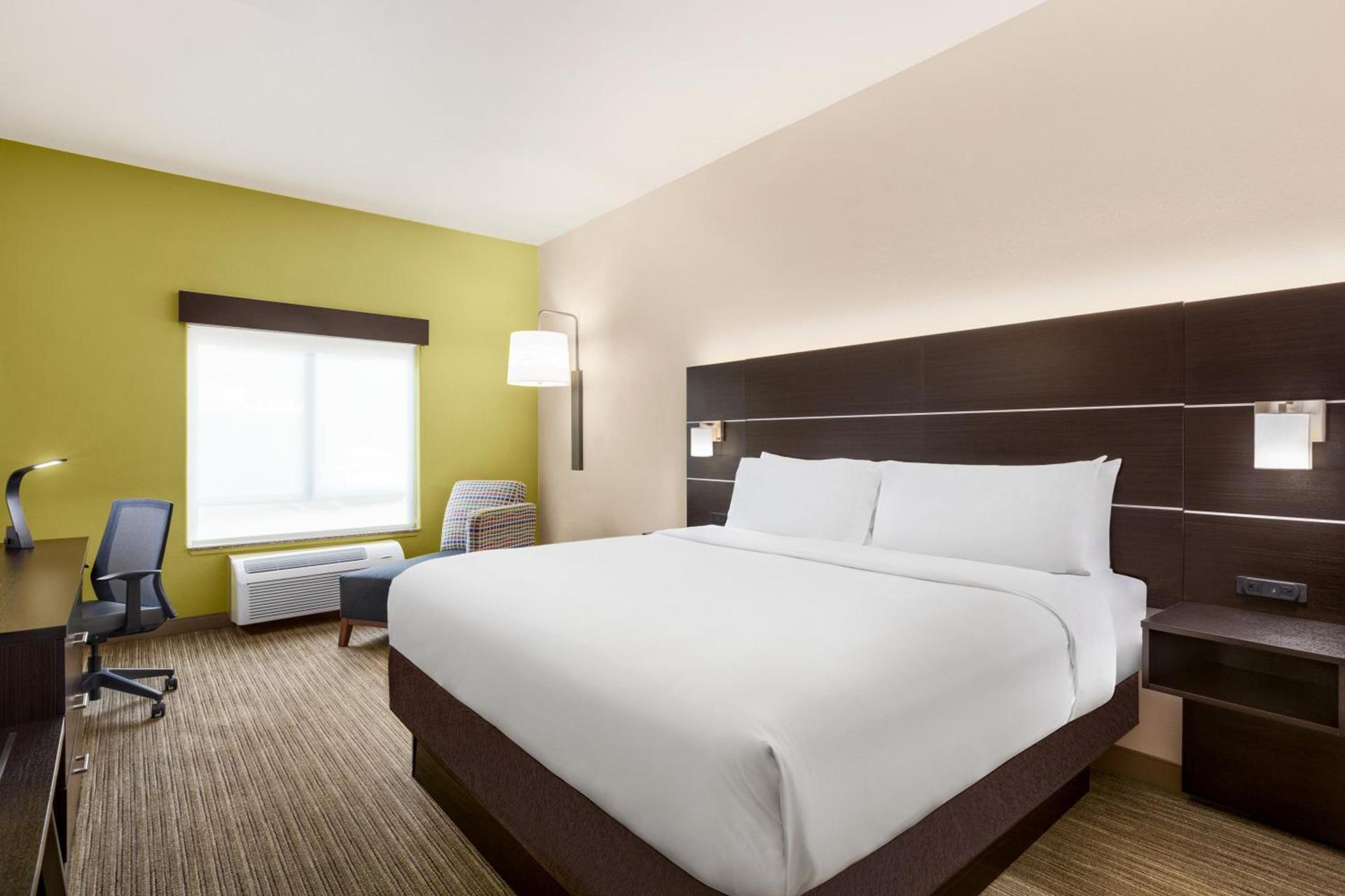 Holiday Inn Express Hotel & Suites San Antonio NW-Medical Area by IHG photo 4