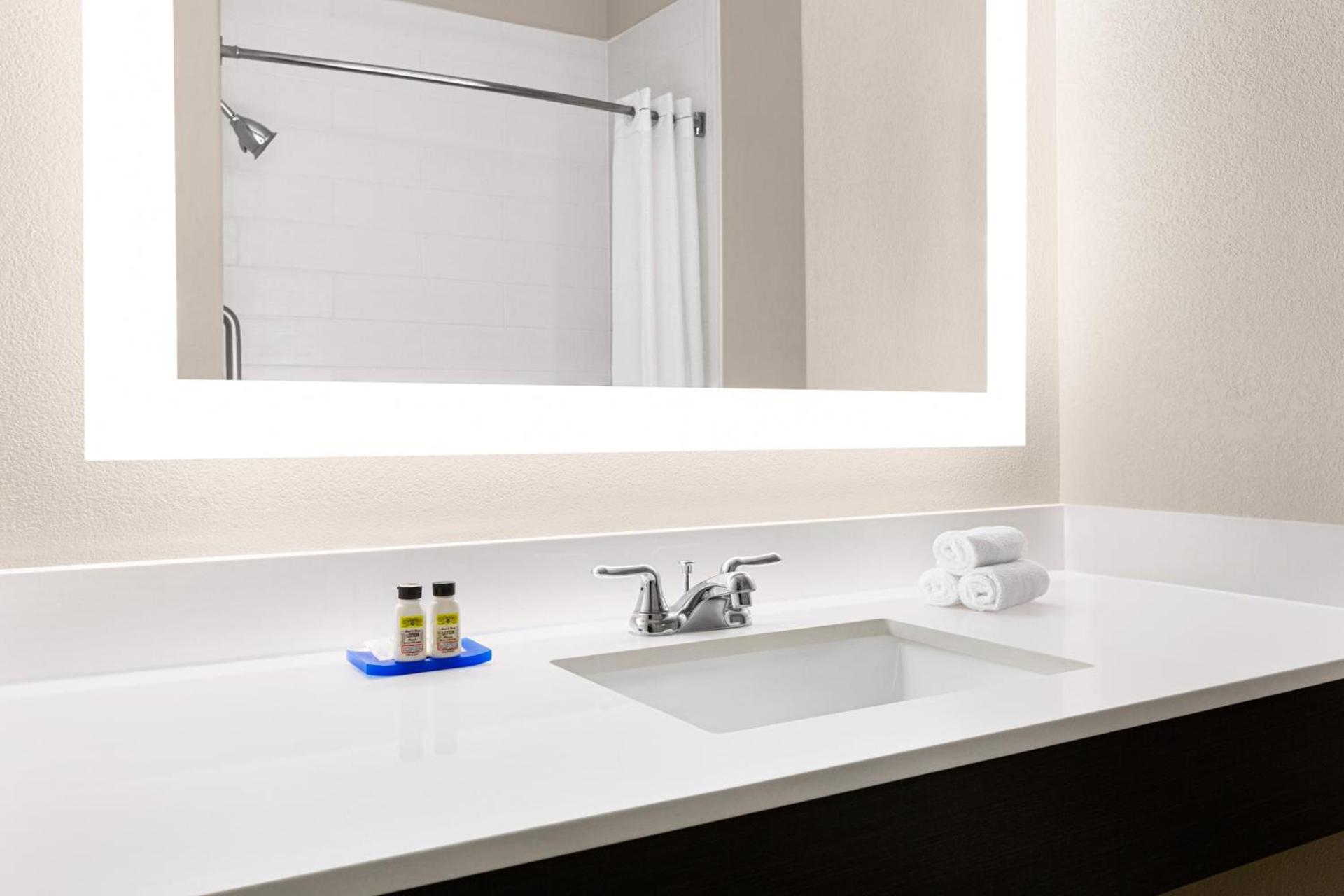 Holiday Inn Express Hotel & Suites San Antonio NW-Medical Area by IHG photo 13