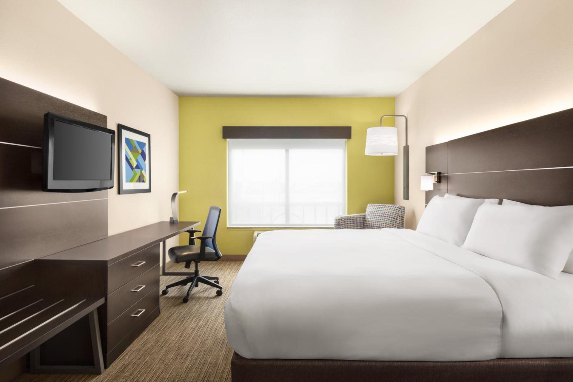 Holiday Inn Express Hotel & Suites San Antonio NW-Medical Area by IHG photo 3