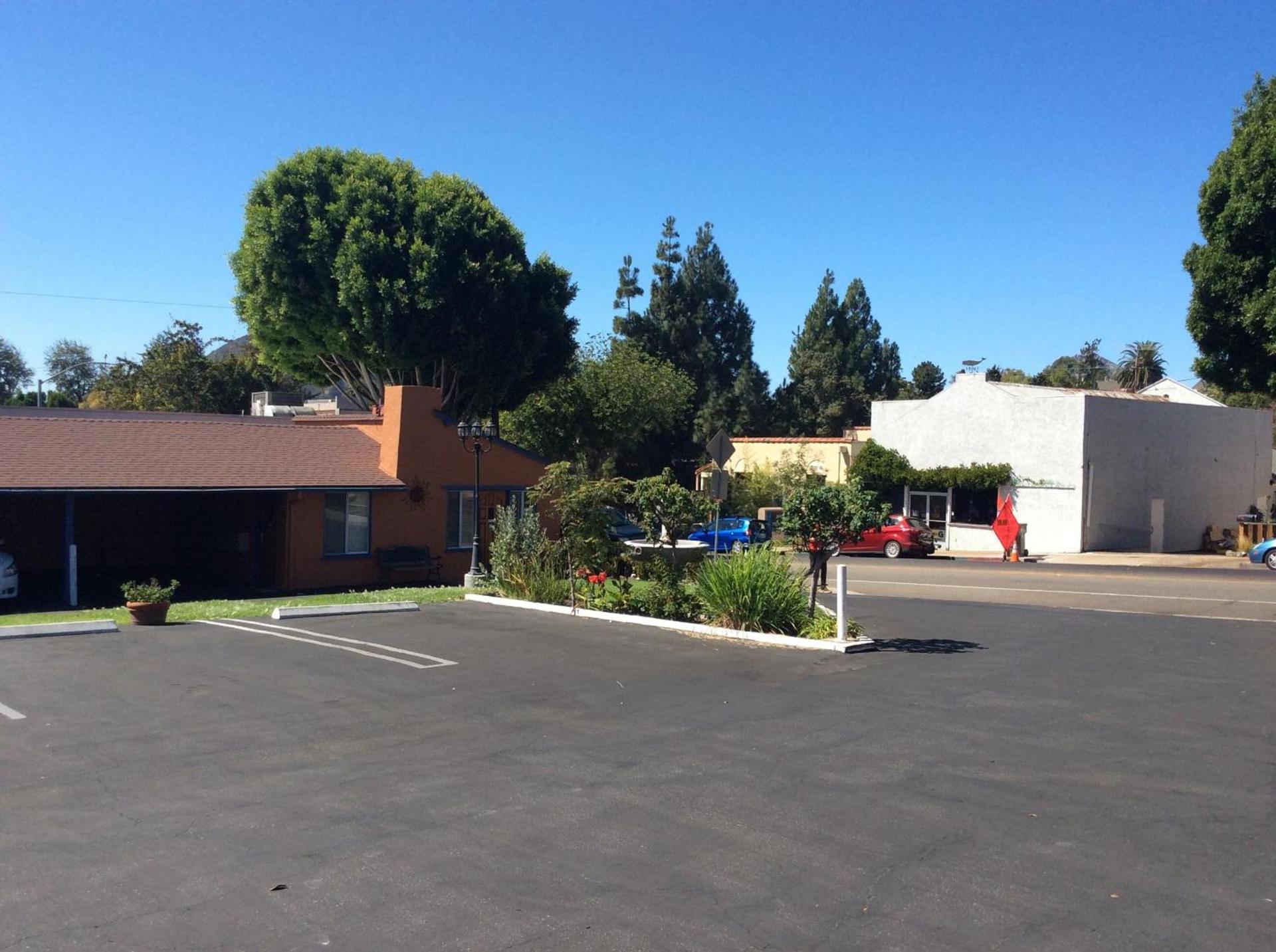 Los Padres Inn photo 22