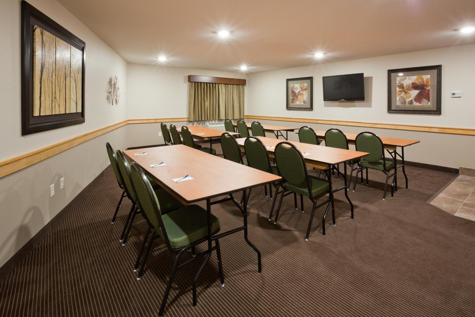 AmericInn by Wyndham Hawley photo 46