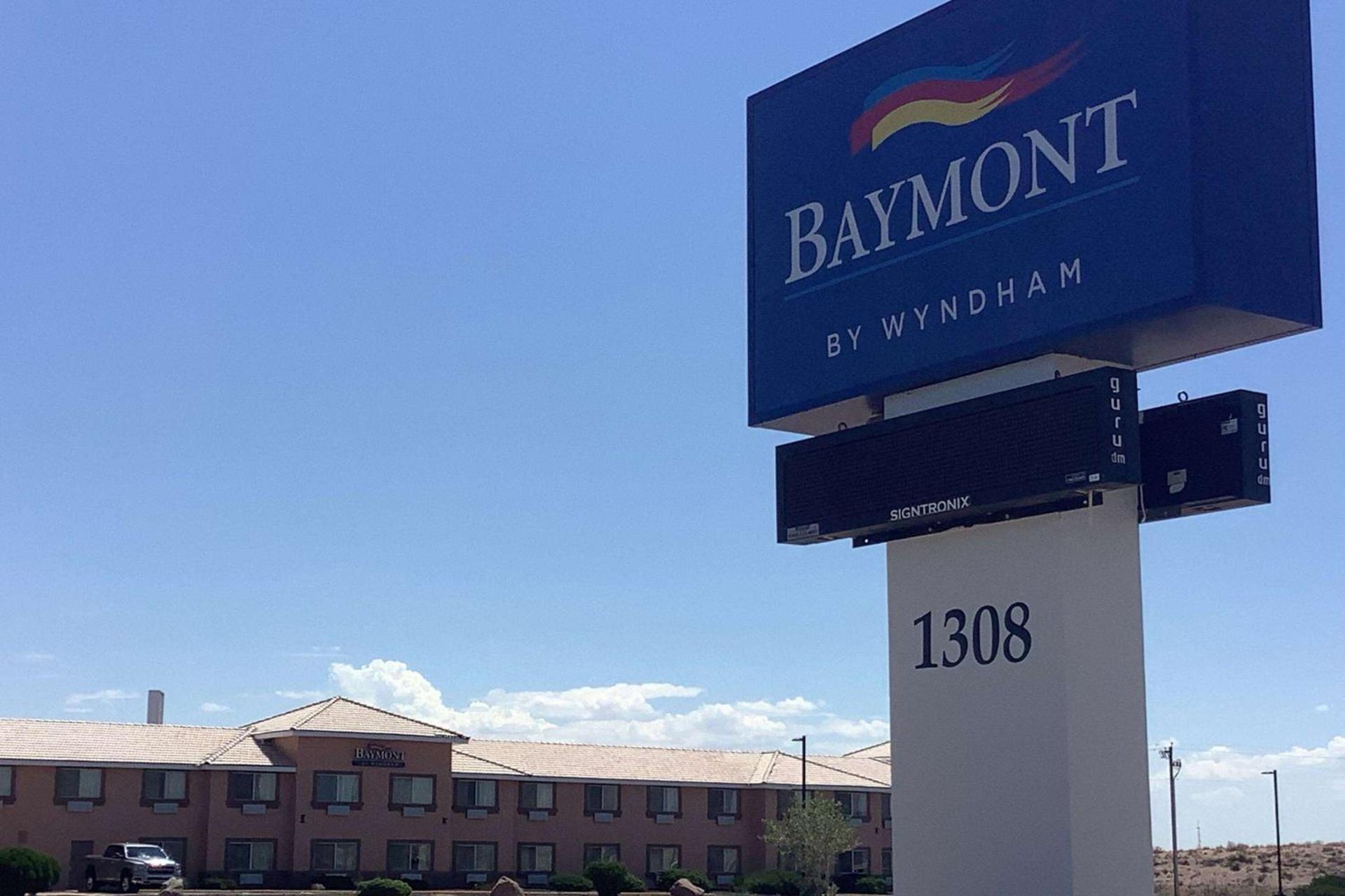 Baymont Inn & Suites by Wyndham Holbrook — hotel in Holbrook