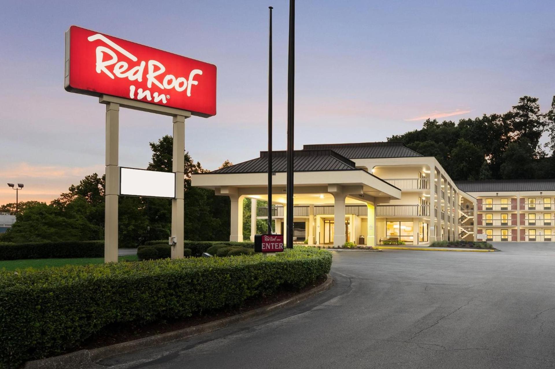 Red Roof Inn Birmingham South photo 16