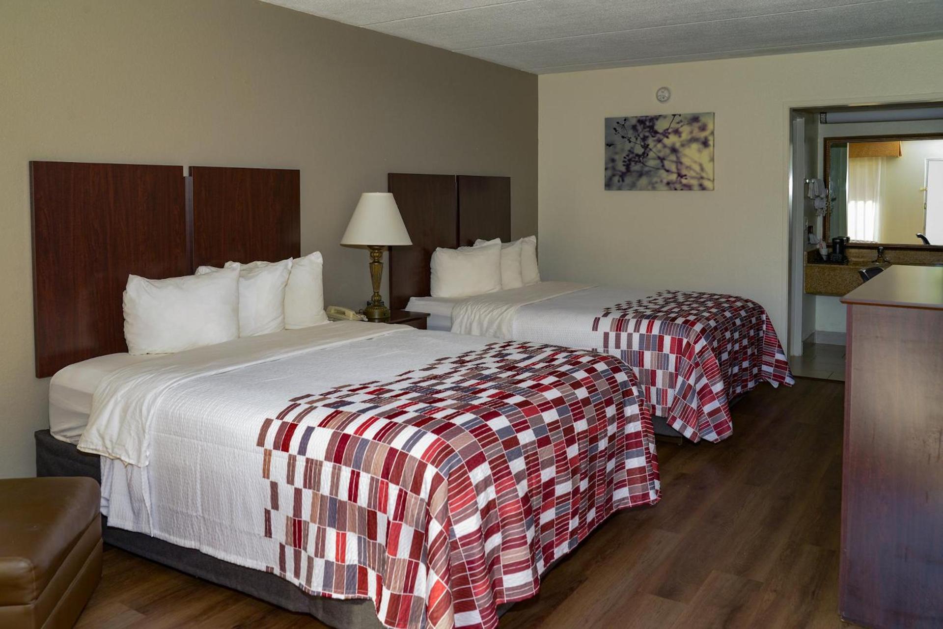 Red Roof Inn Tallahassee East photo 22