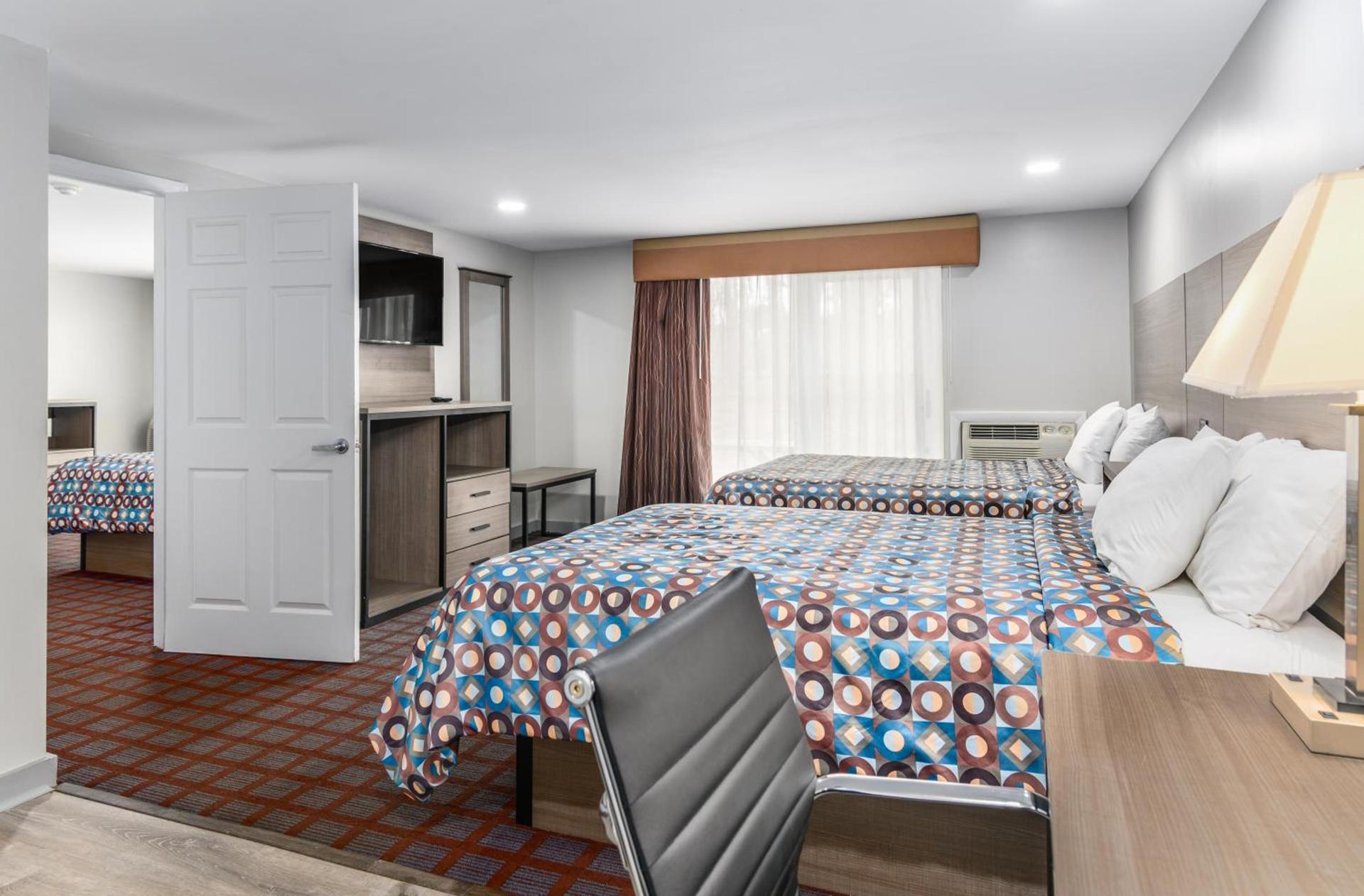 Blue Dolphin Inn photo 3