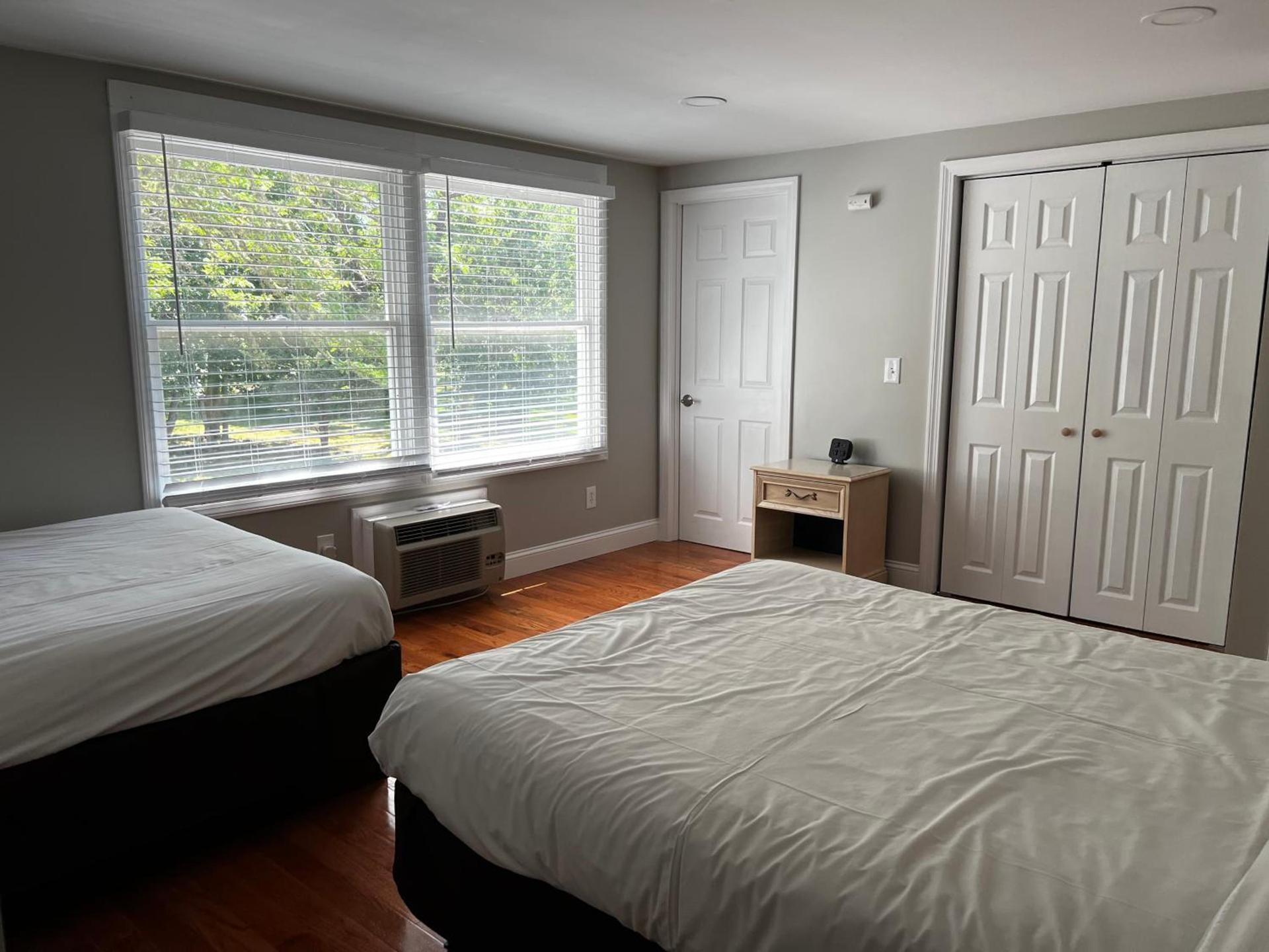Captains Quarters Motel & Conference Center photo 12