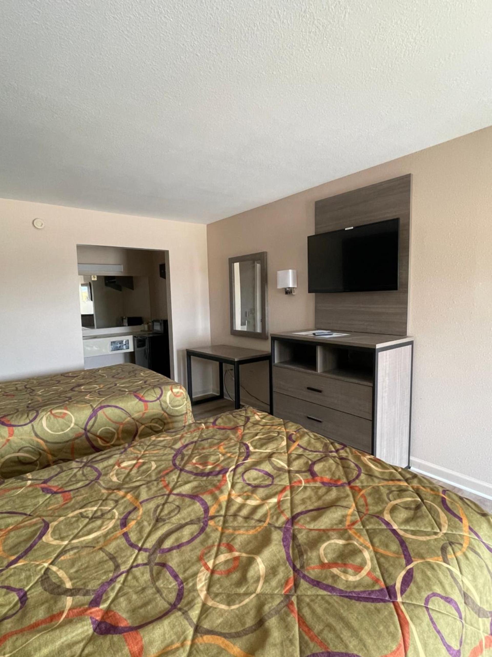 Garden Inn & Suites photo 7