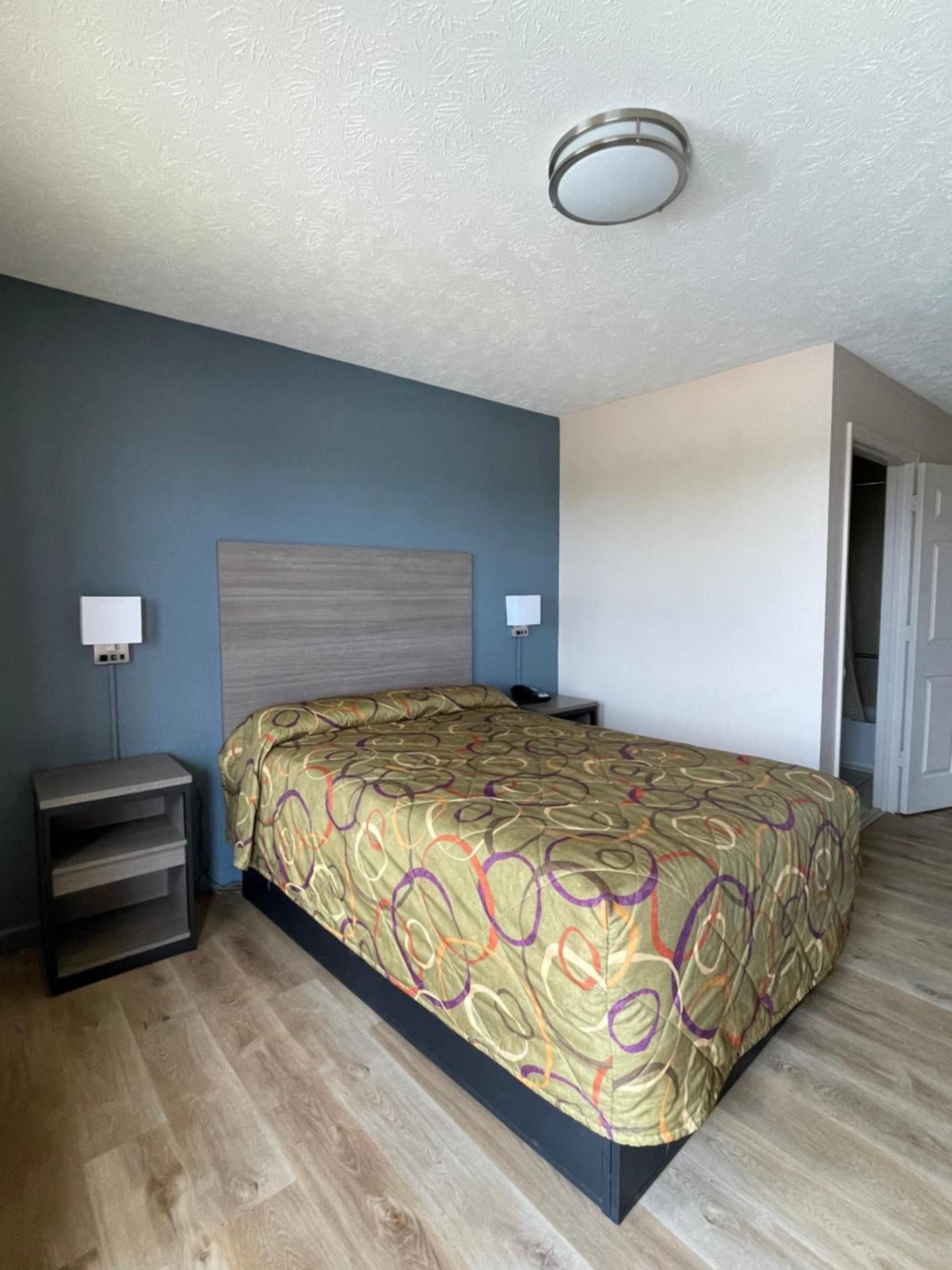 Garden Inn & Suites photo 5