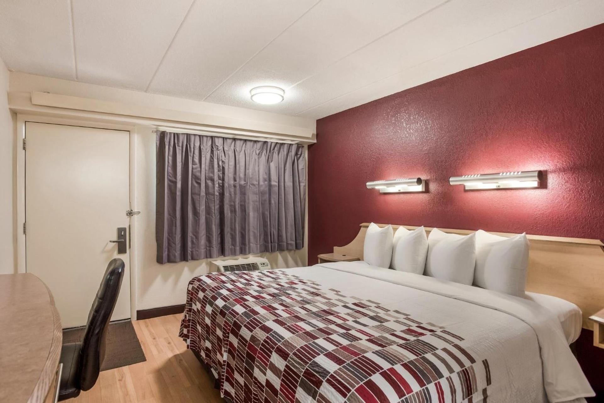 Red Roof Inn Philadelphia - Trevose photo 26