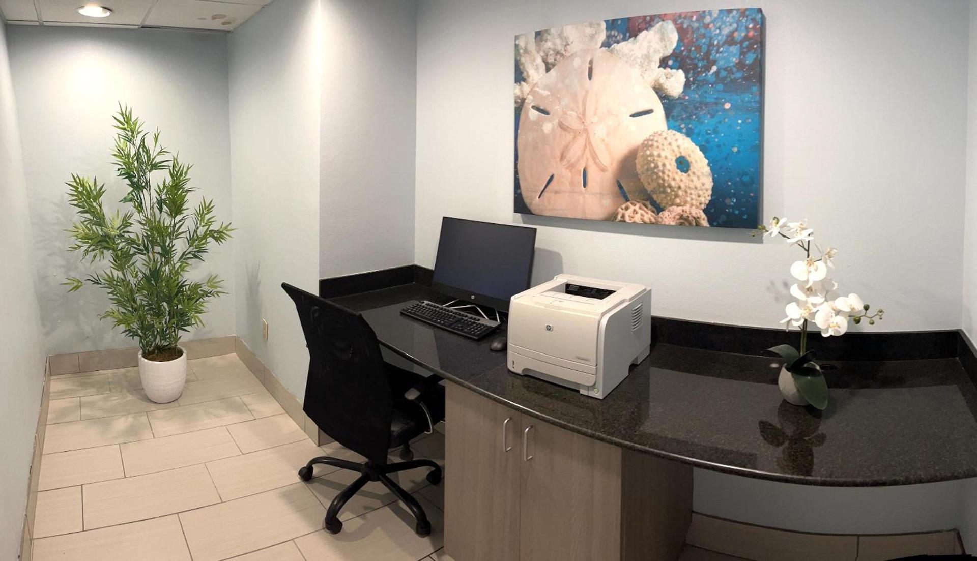 Garner Hotel Virginia Beach North by IHG photo 17