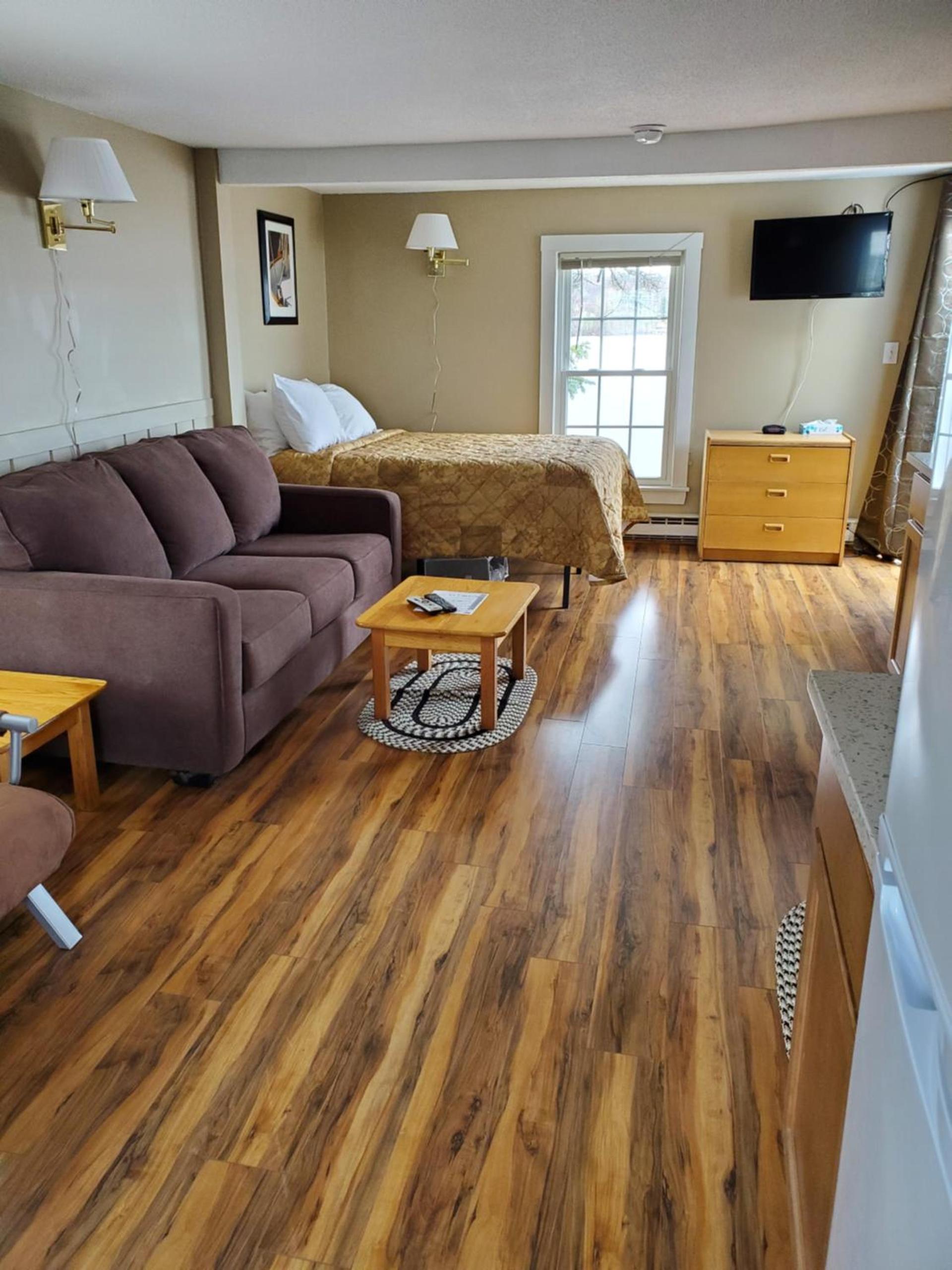 Windrifter Resort photo 47