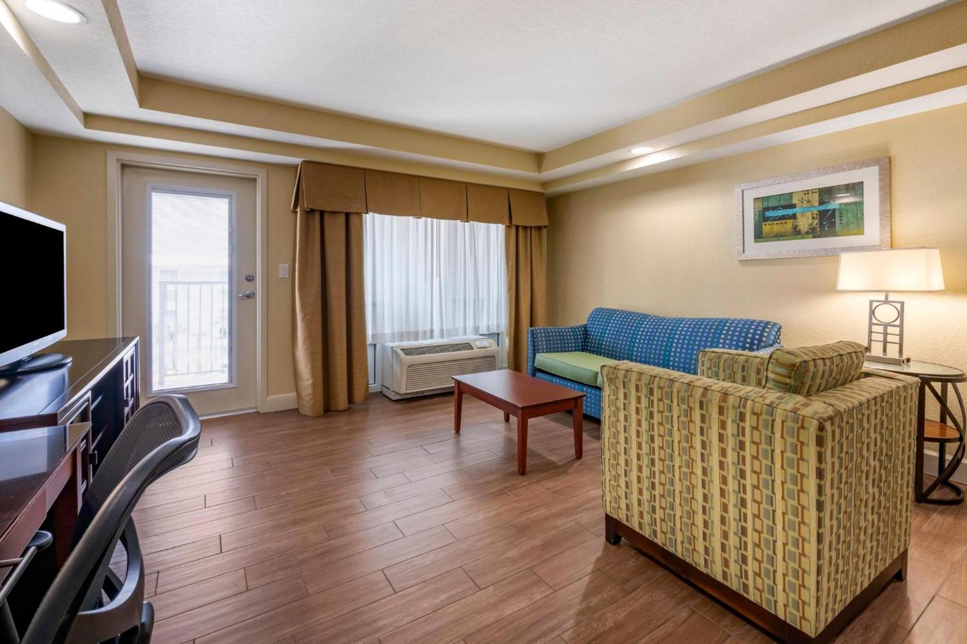 Holiday Inn Resort Orlando - Lake Buena Vista by IHG photo 55